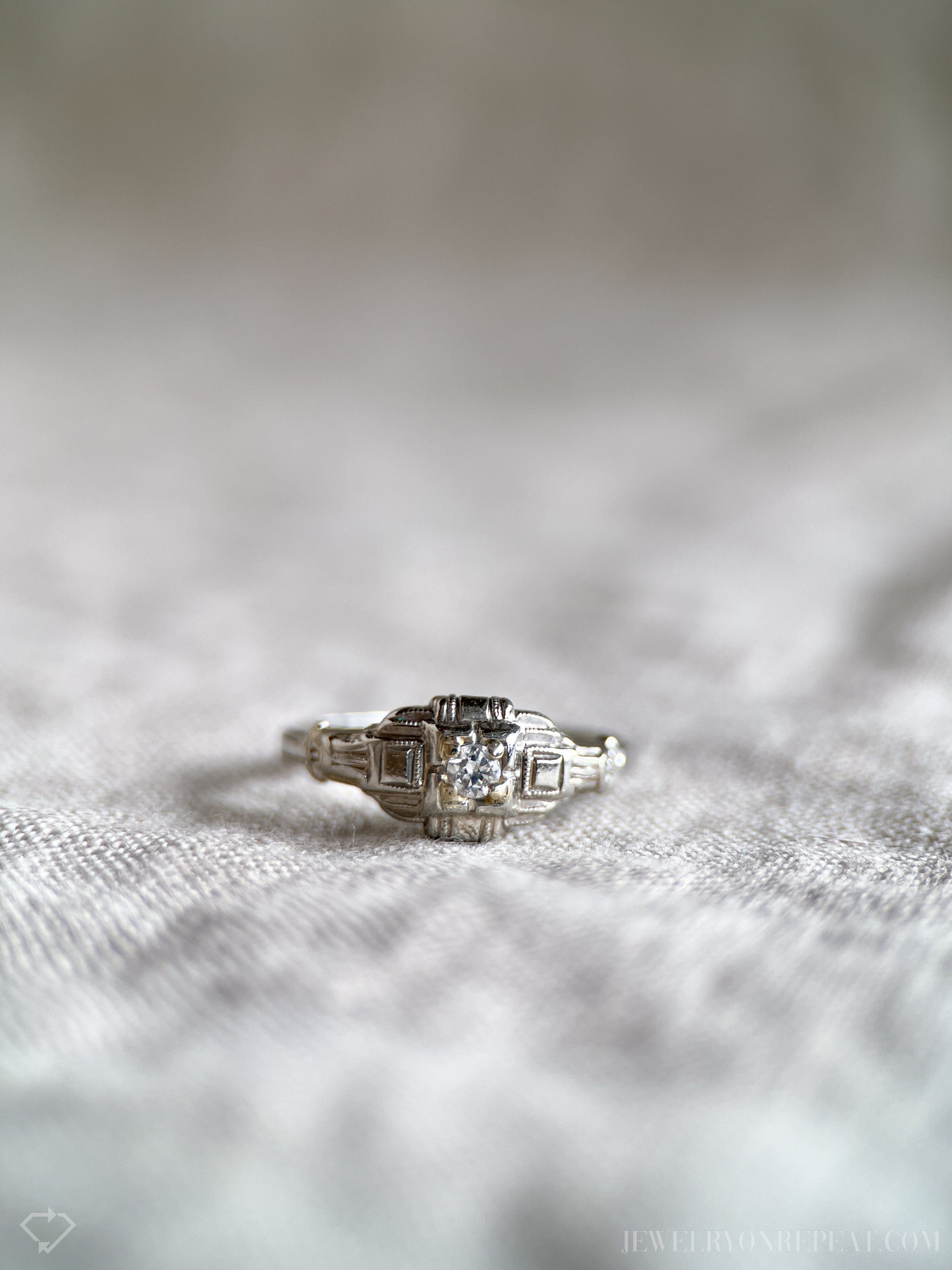 Vintage 1950s Art Deco Diamond Ring