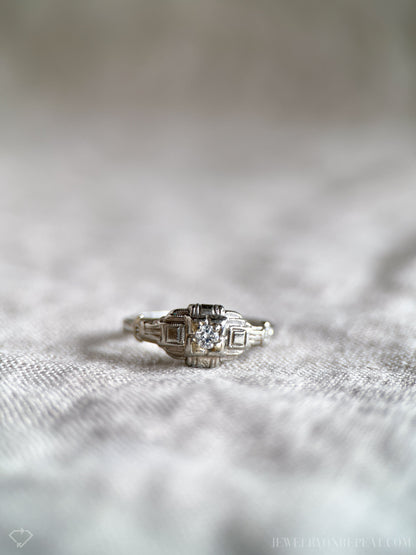Vintage 1950s Art Deco Diamond Ring