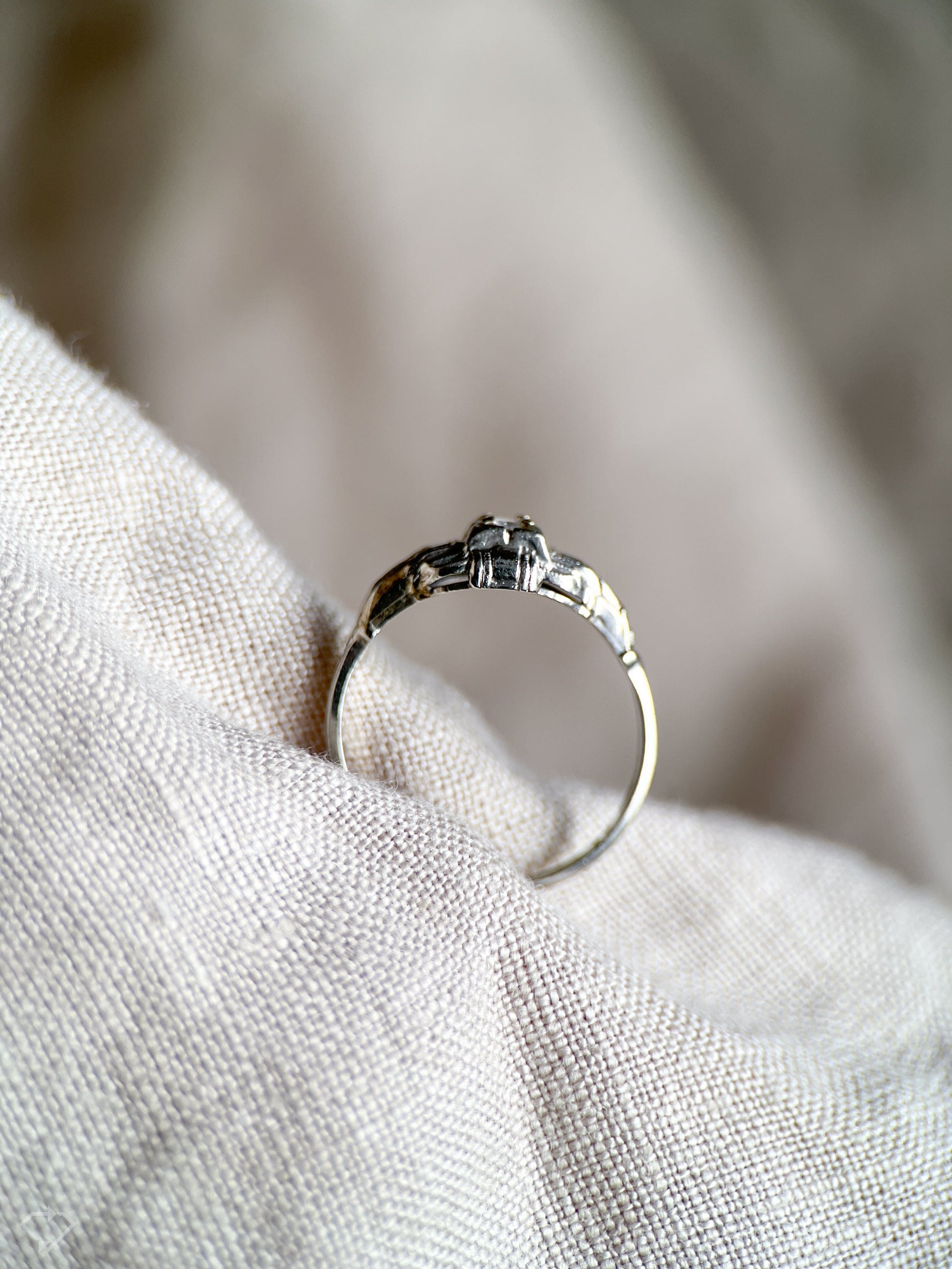 Vintage 1950s Art Deco Diamond Ring