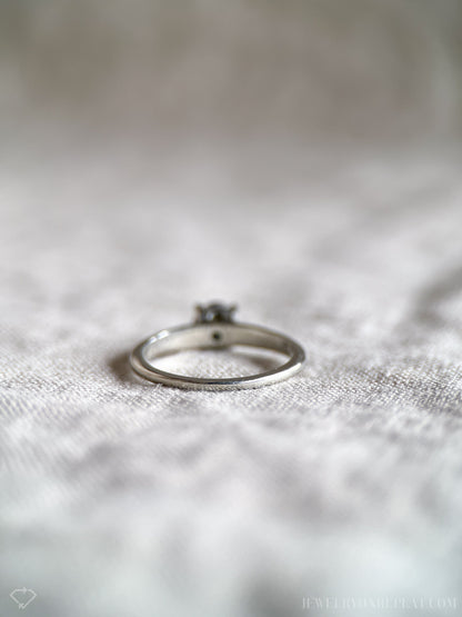 Vintage Diamond Engagement Ring, Round Cut, 18k White Gold, Art Deco 1940s Solitaire