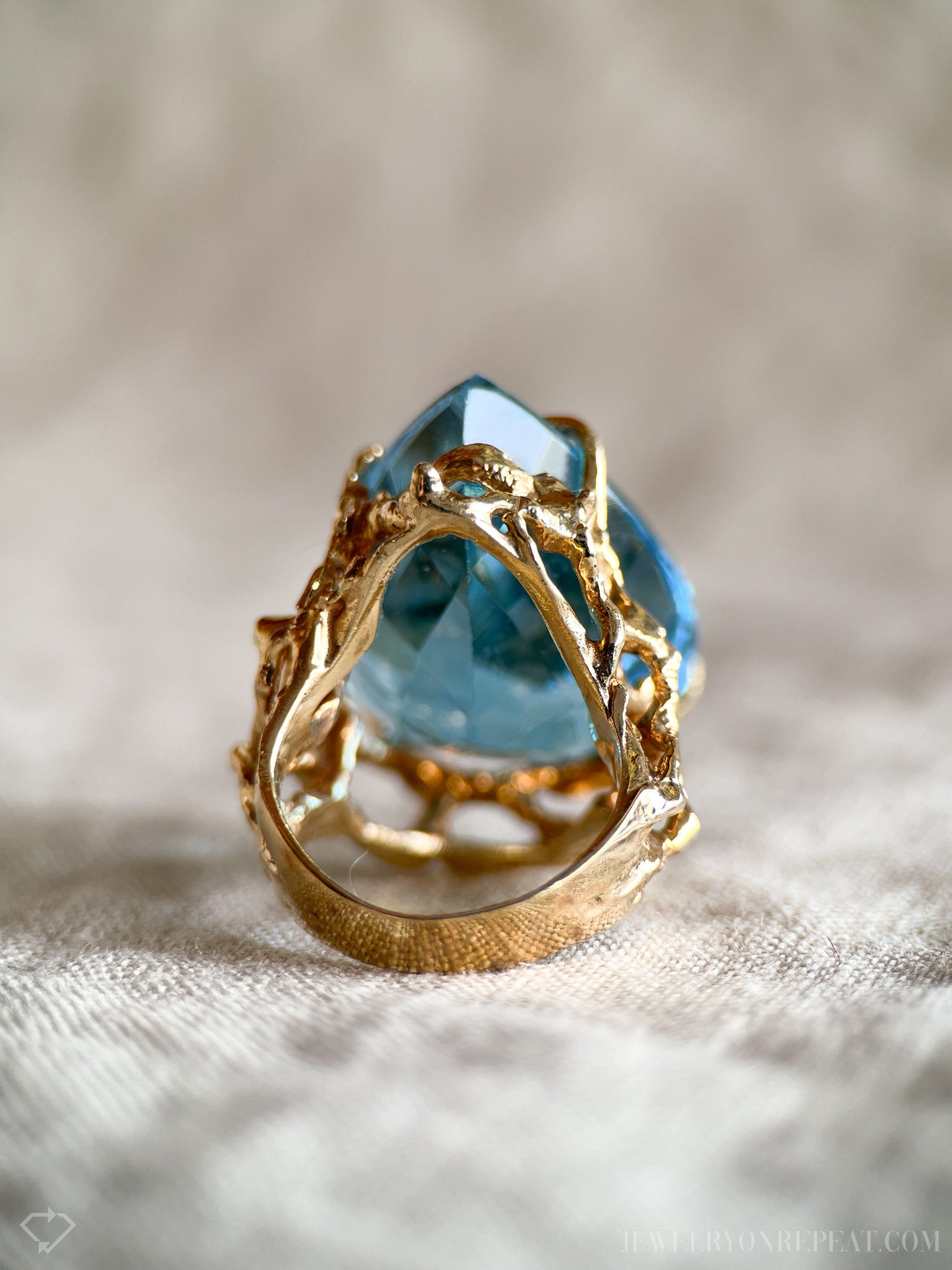 Vintage Blue Topaz Gemstone Ring in 14k Gold