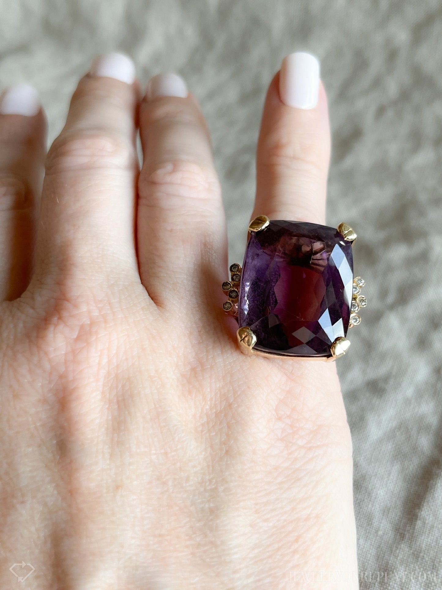 Vintage Purple Amethyst Large Gemstone Ring in 14k Gold