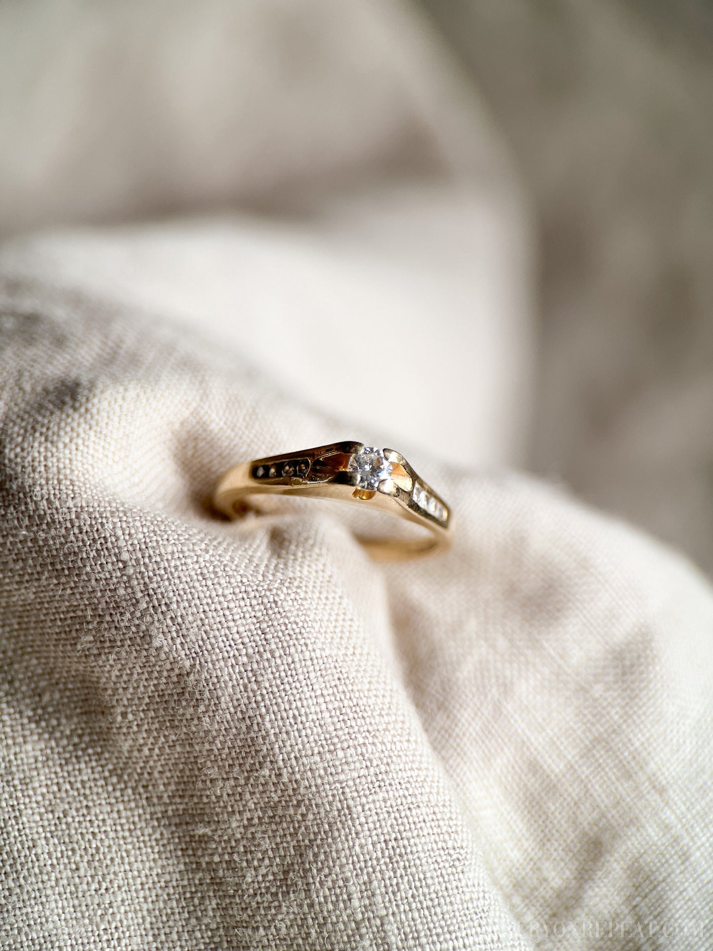 Vintage 1990s Diamond Engagement Ring in 14k Gold