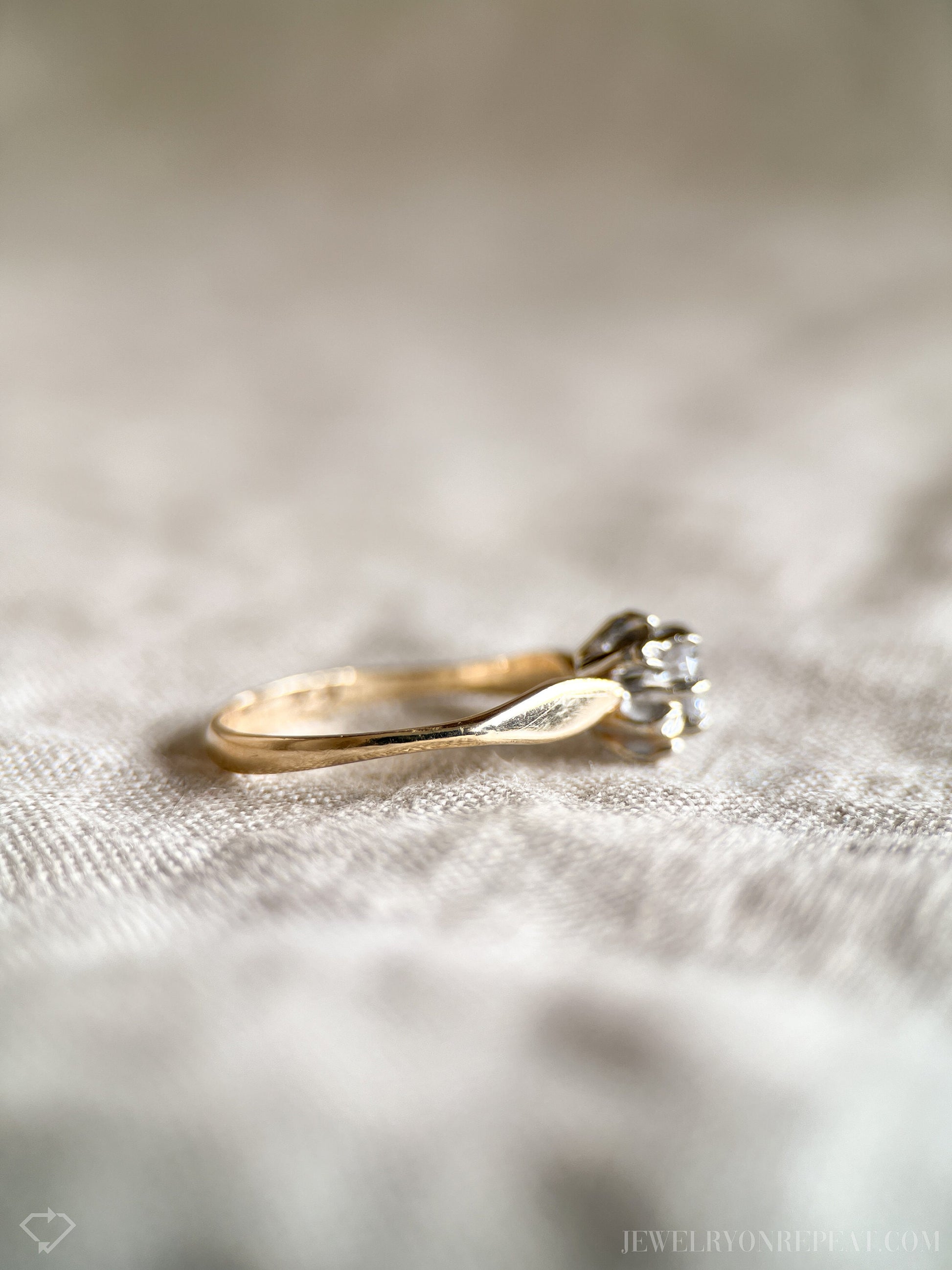 Vintage Diamond Solitaire Engagement Ring in 14k Gold