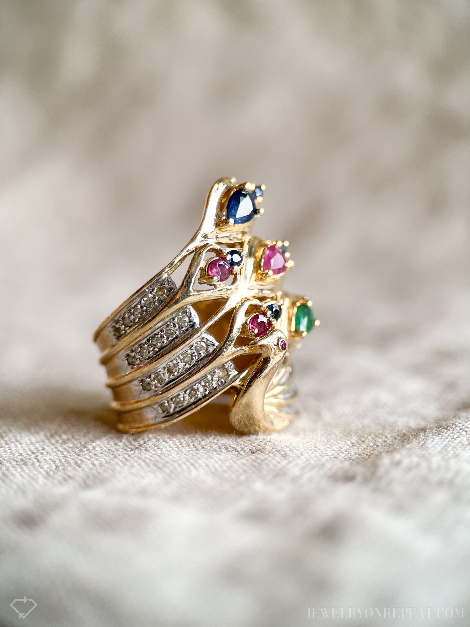 Vintage Peacock Gemstone Ring in 14k Gold