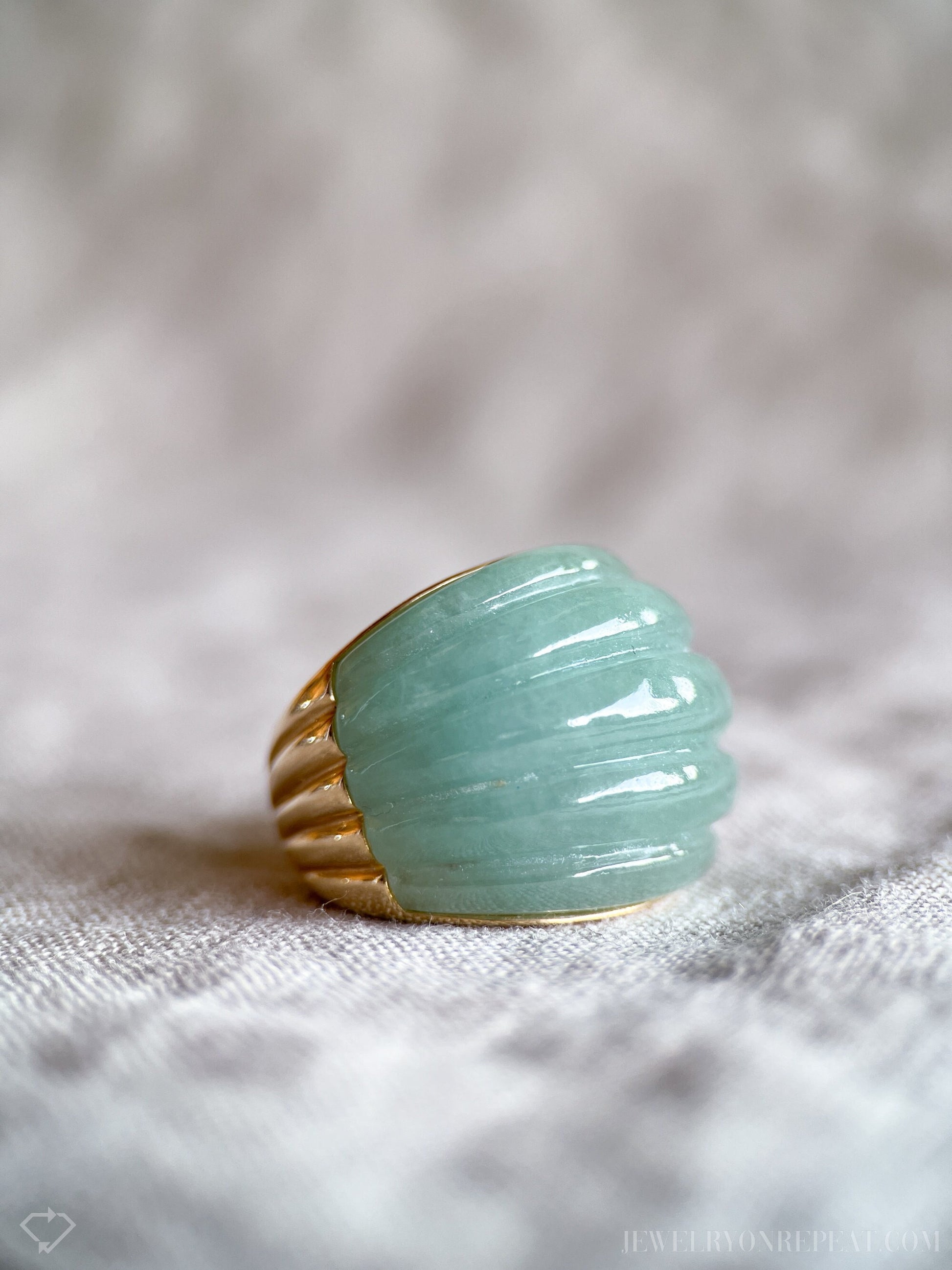 Vintage Jade Dome Band in 14k Gold