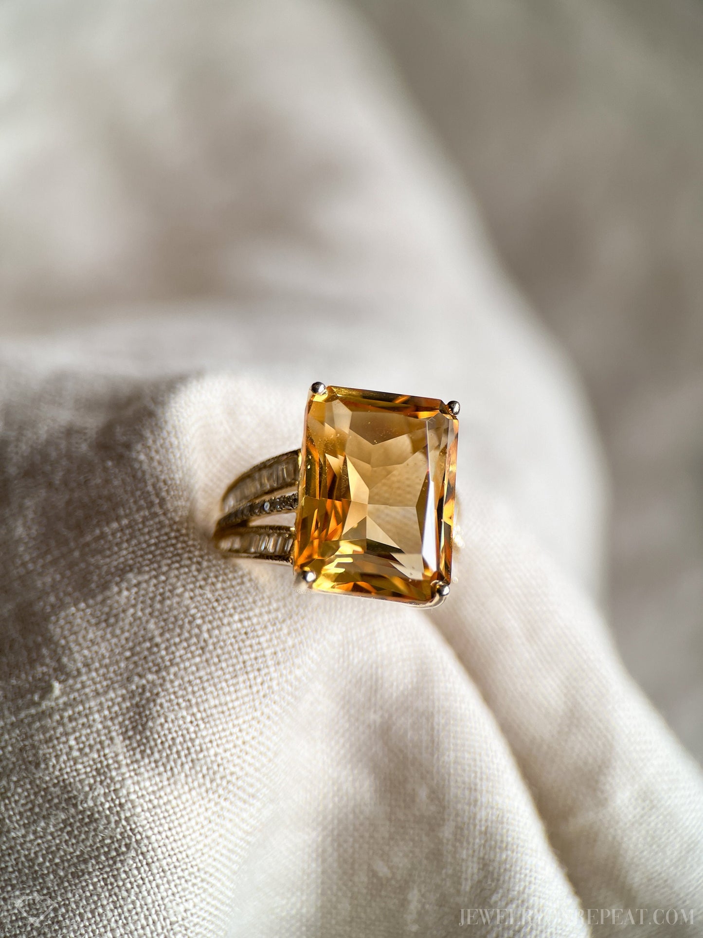 Vintage Citrine Gemstone Cocktail Ring in 14k Gold