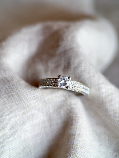 Vintage Diamond Engagement Ring, Round Cut, 14k White Gold, Noam Carver Pave Setting