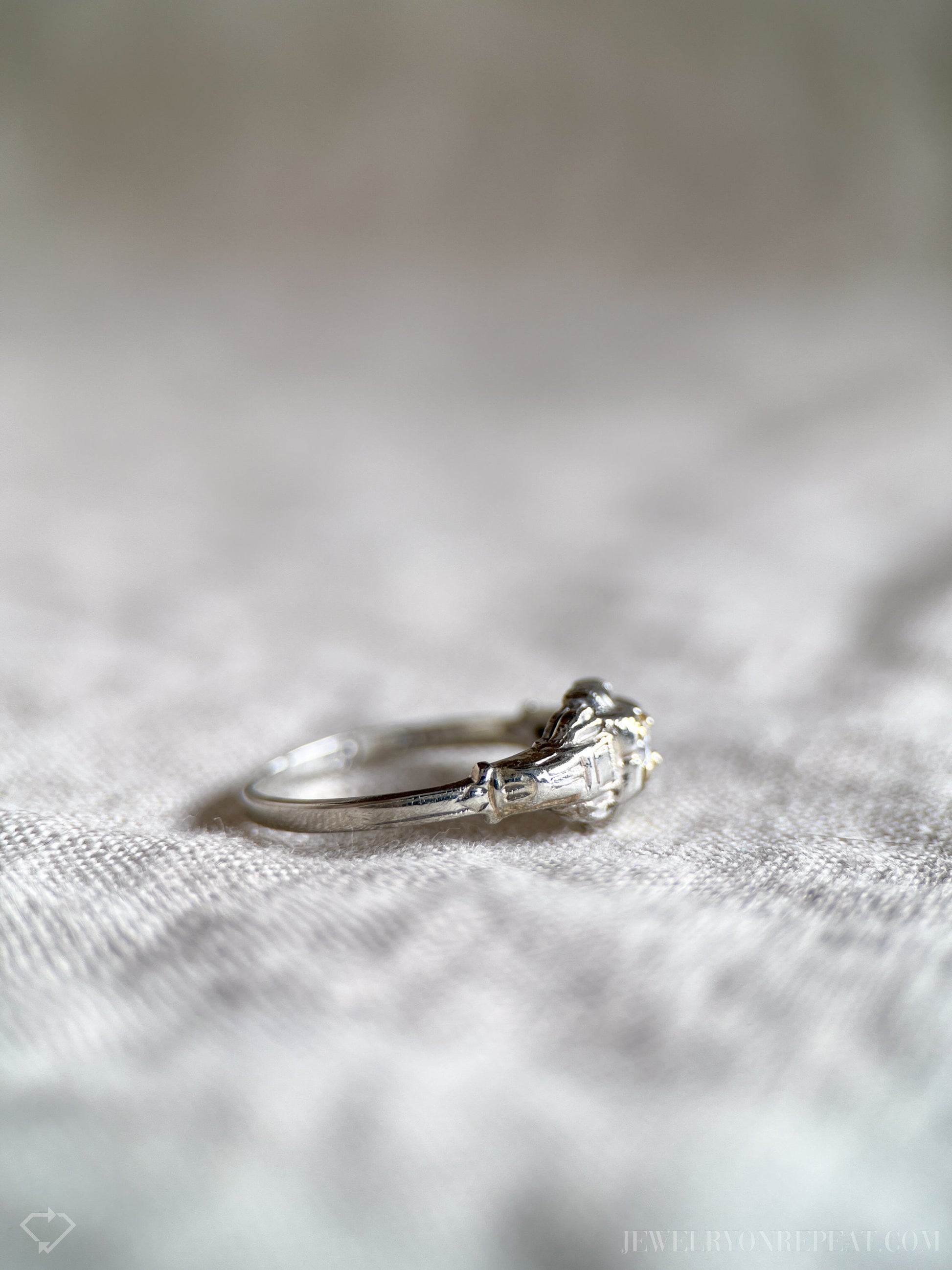 Vintage 1950s Art Deco Diamond Ring