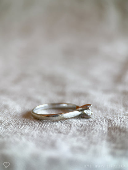 Vintage Diamond Engagement Ring, Round Cut, 14k White Gold, 1990s Solitaire Prong Setting