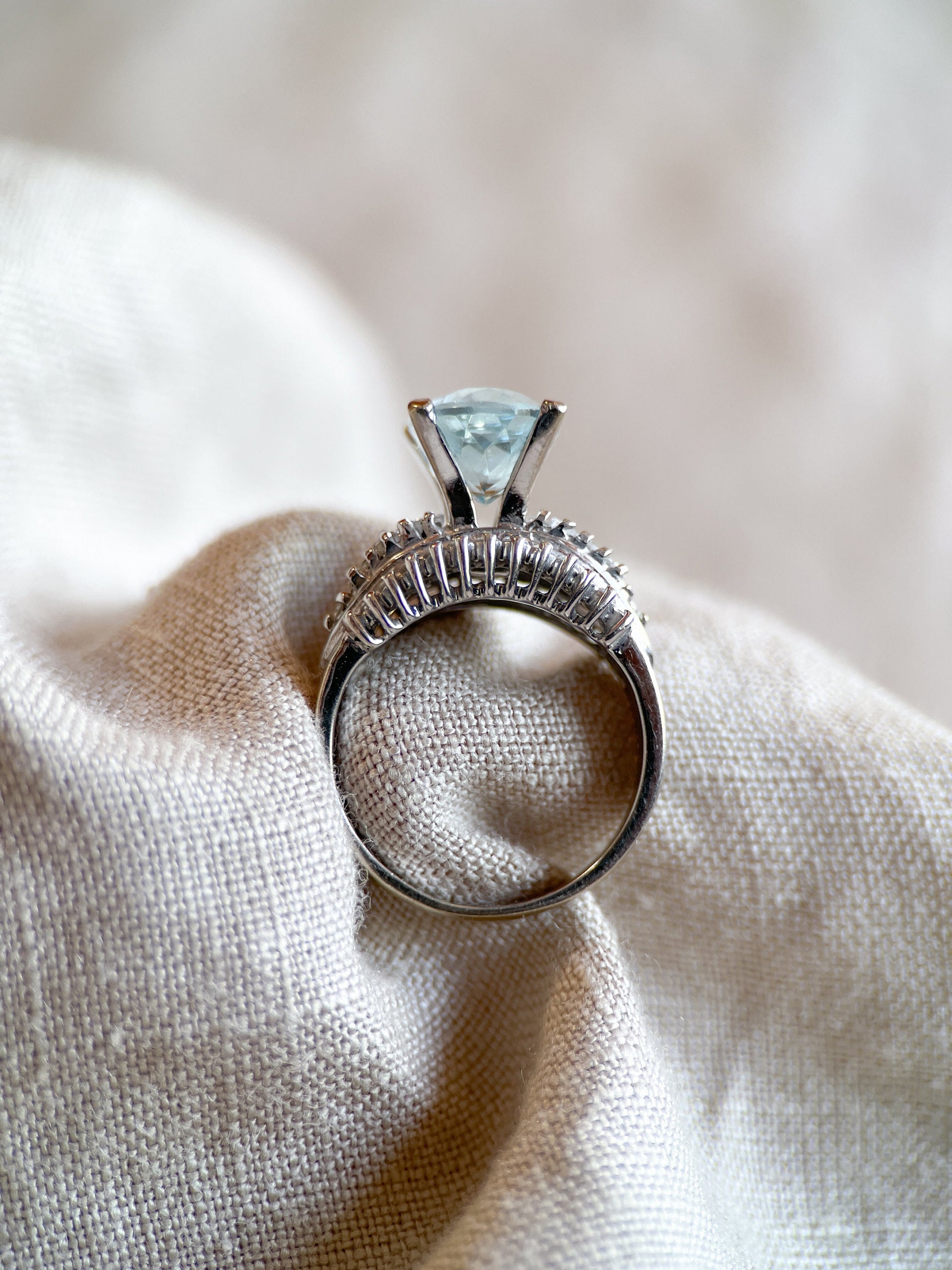 Vintage Aquamarine Gemstone and Diamond Ring in 18k White Gold