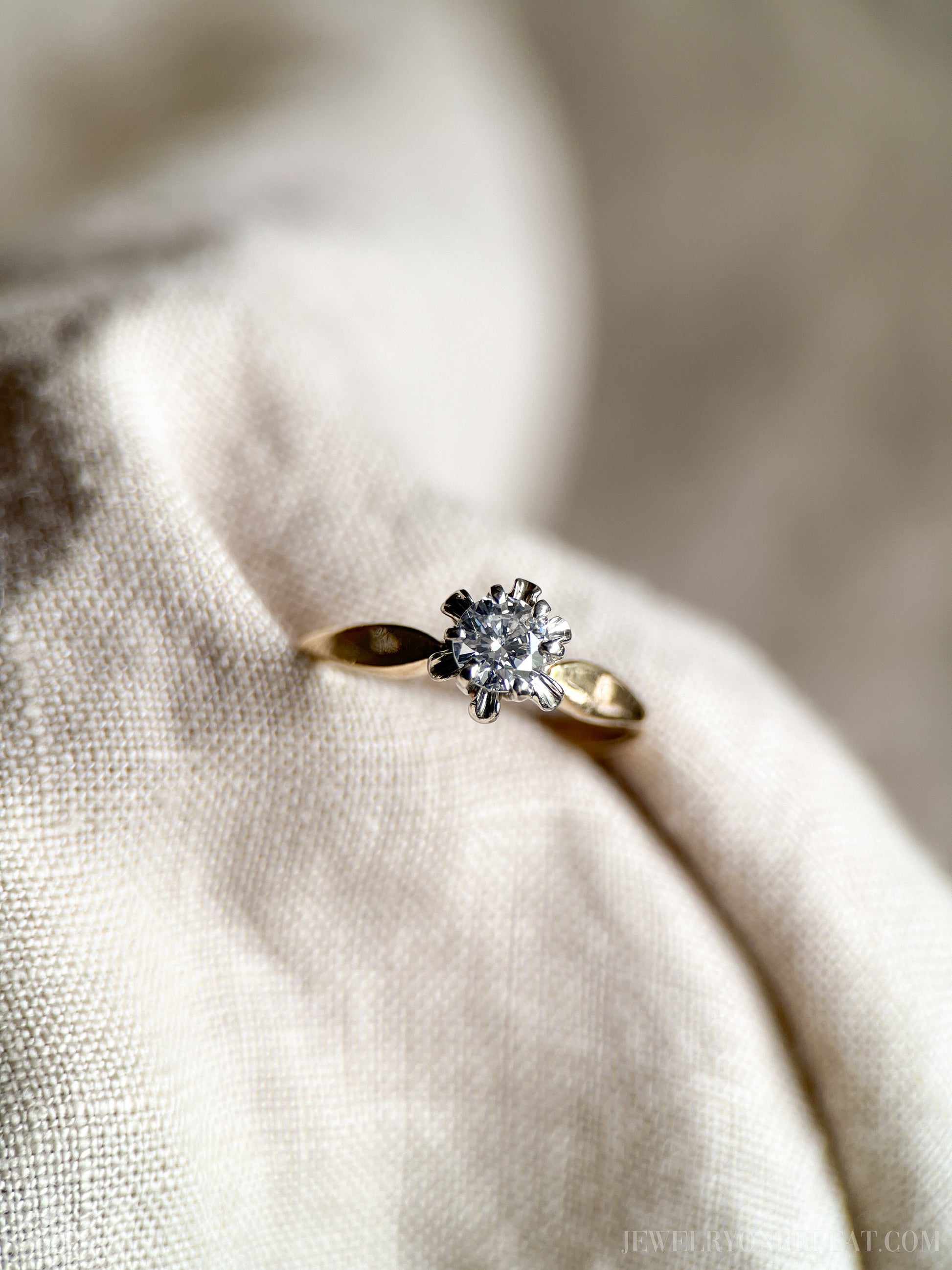 Vintage Diamond Solitaire Engagement Ring in 14k Gold