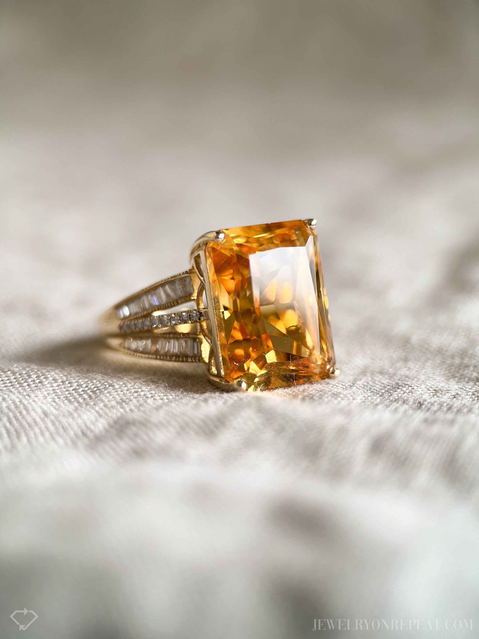 Vintage Citrine Gemstone Cocktail Ring in 14k Gold