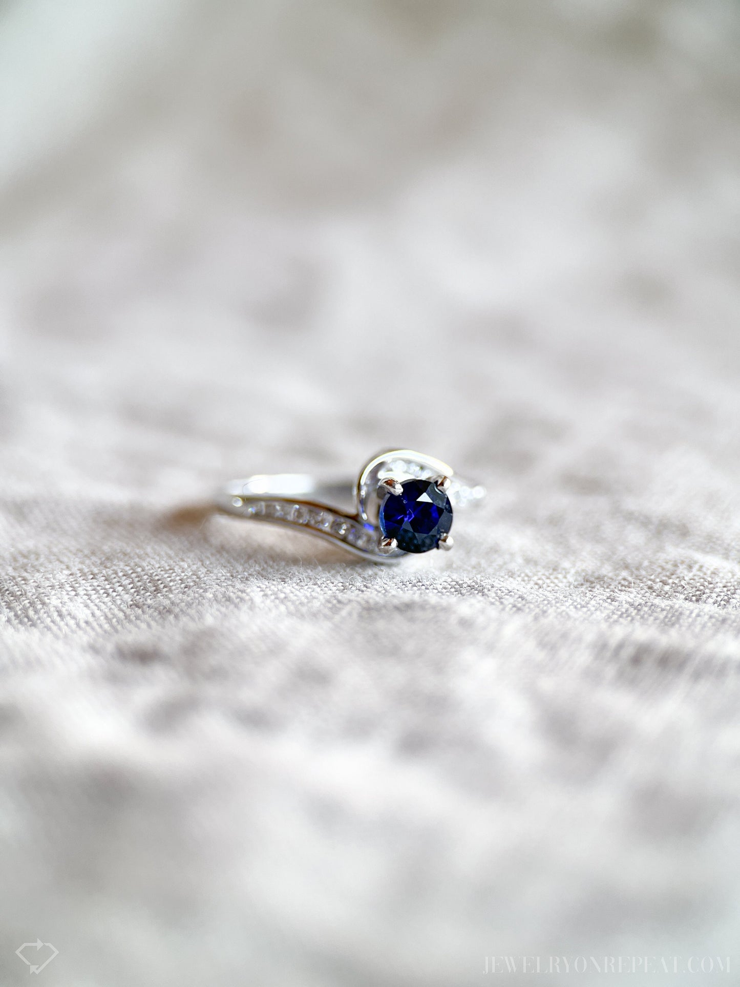 Vintage Blue Sapphire Gemstone Ring in 10k White Gold