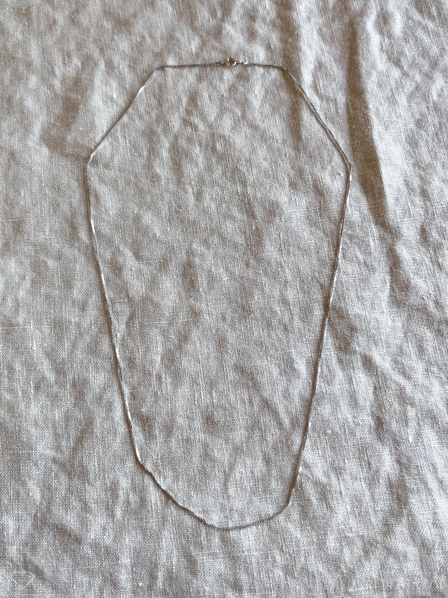 Vintage 18" Box Chain in 14k White Gold with Spring Ring Clasp