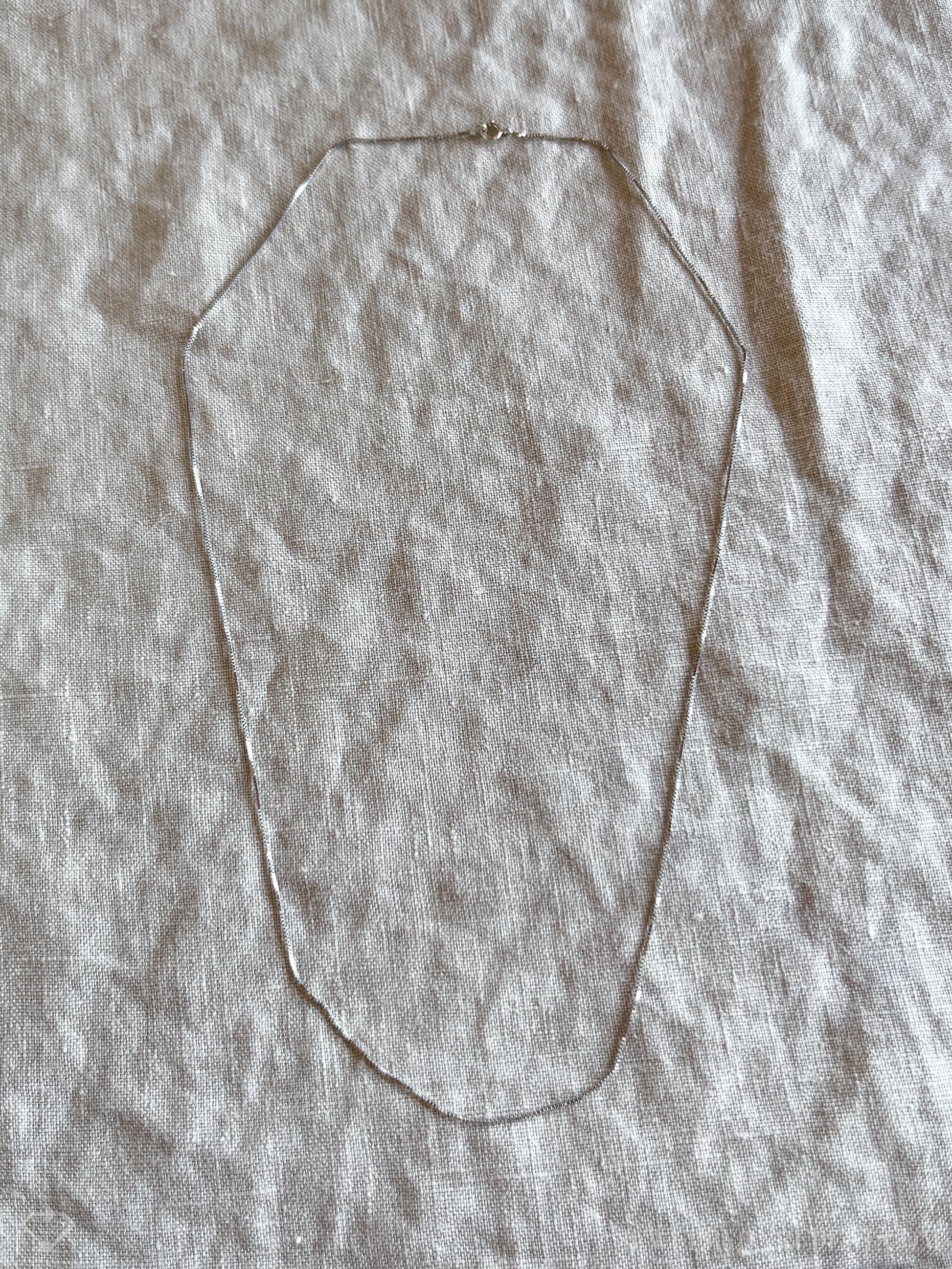 Vintage 18" Box Chain in 14k White Gold with Spring Ring Clasp