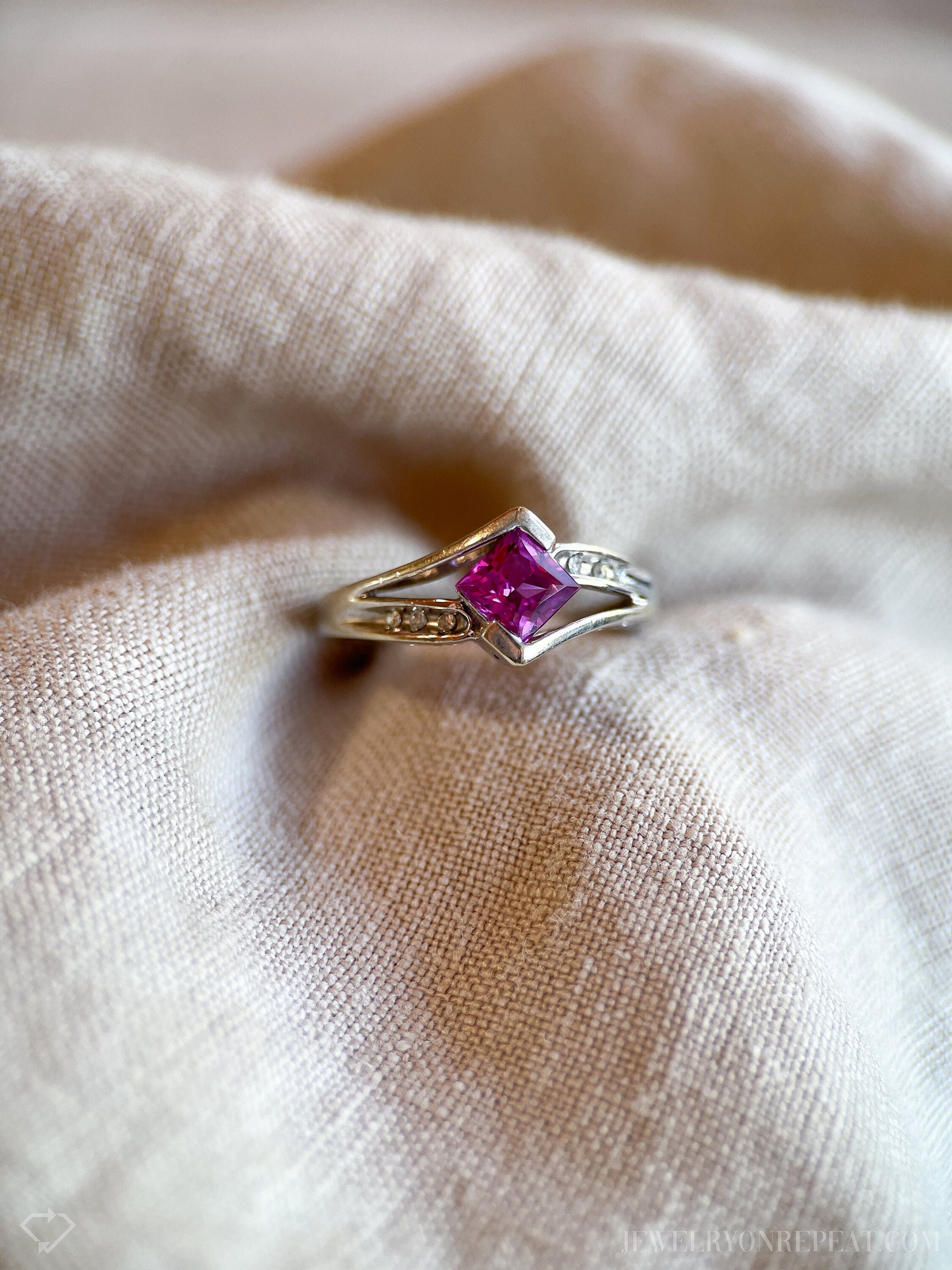 Vintage Pink Sapphire Gemstone Ring in 10k White Gold