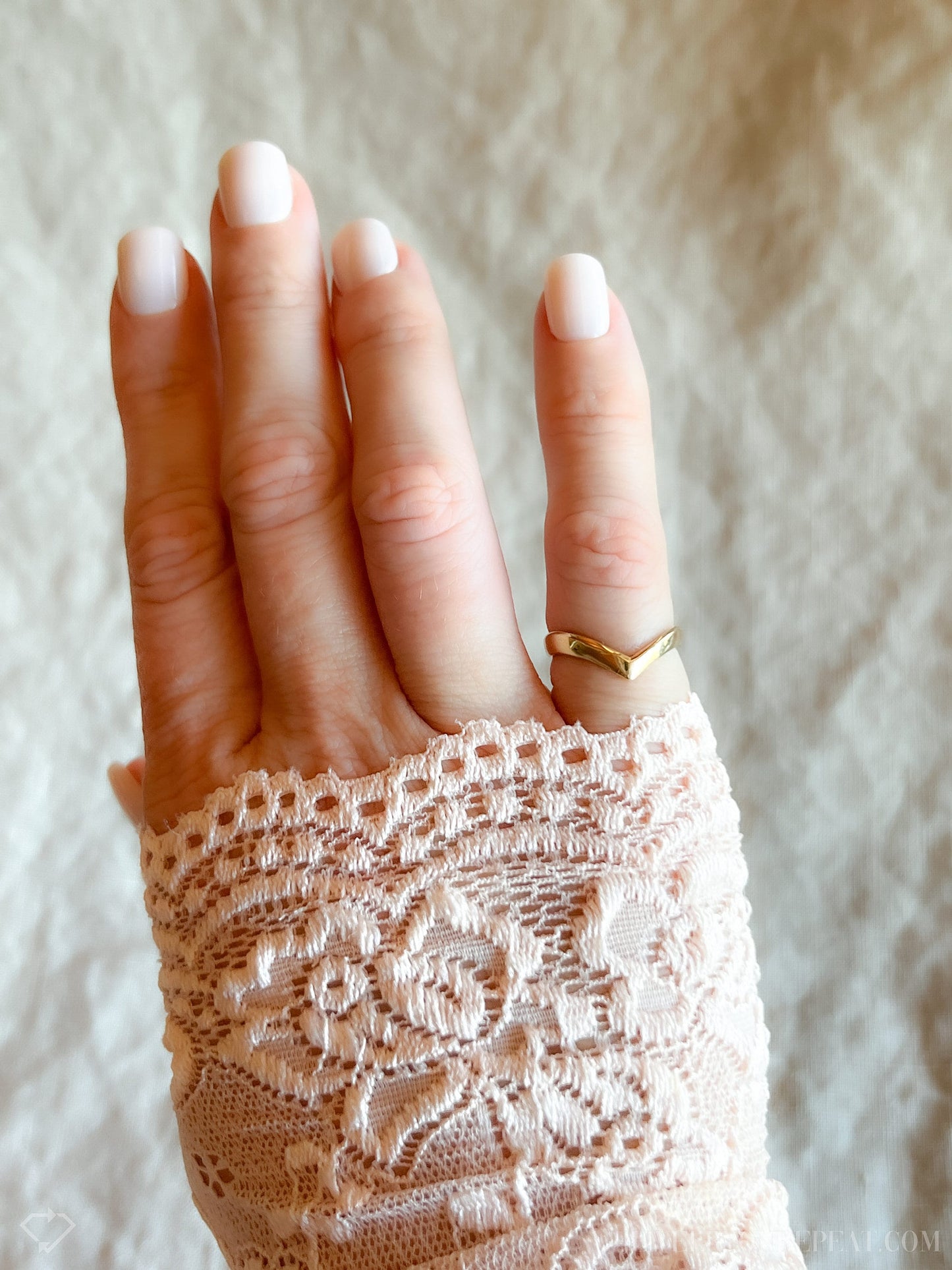 Vintage 1970s Chevron Wedding Band in 14k Gold