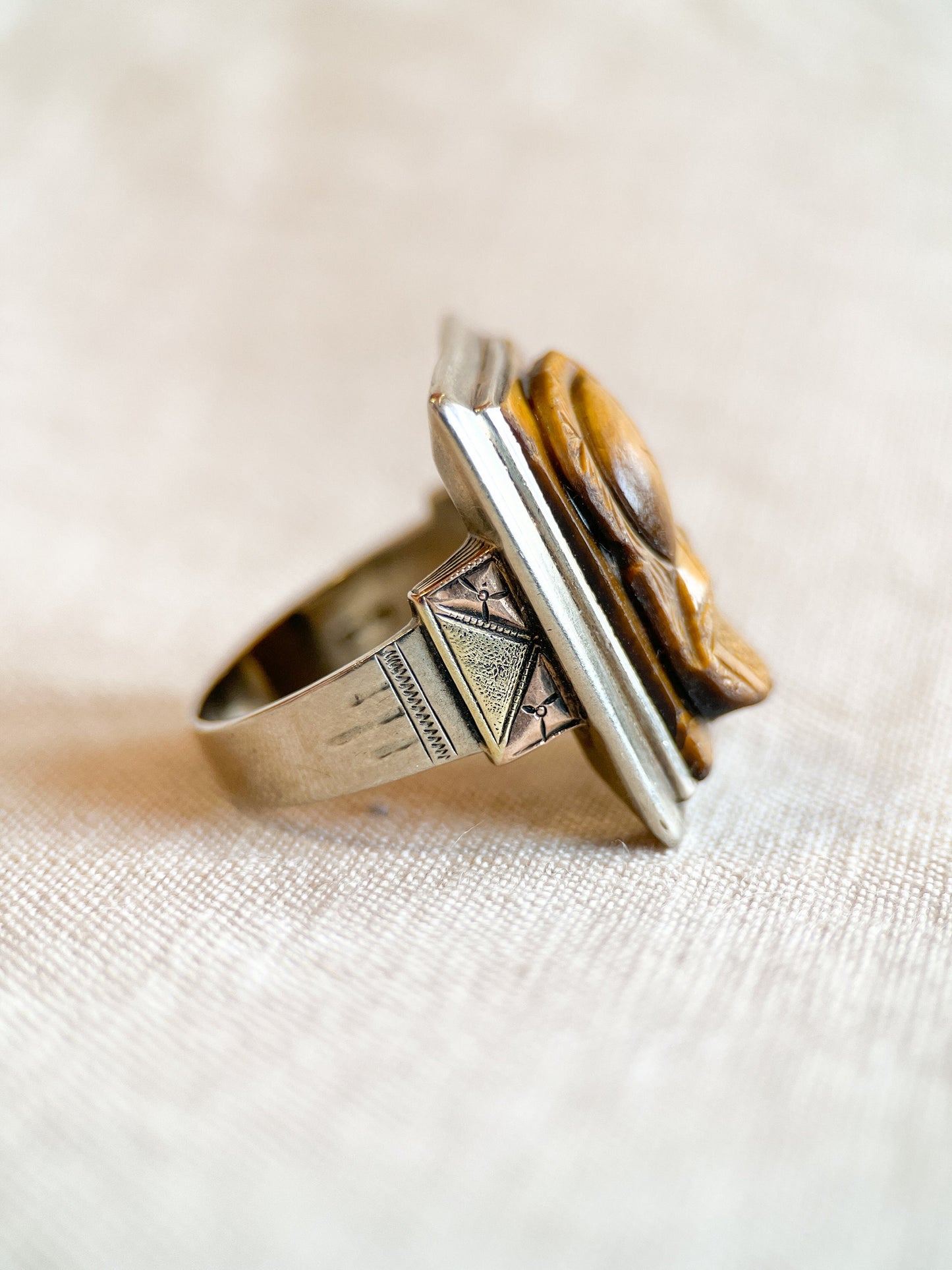 Antique 1920s Tigers Eye Cameo Gemstone Ring, 10k Gold