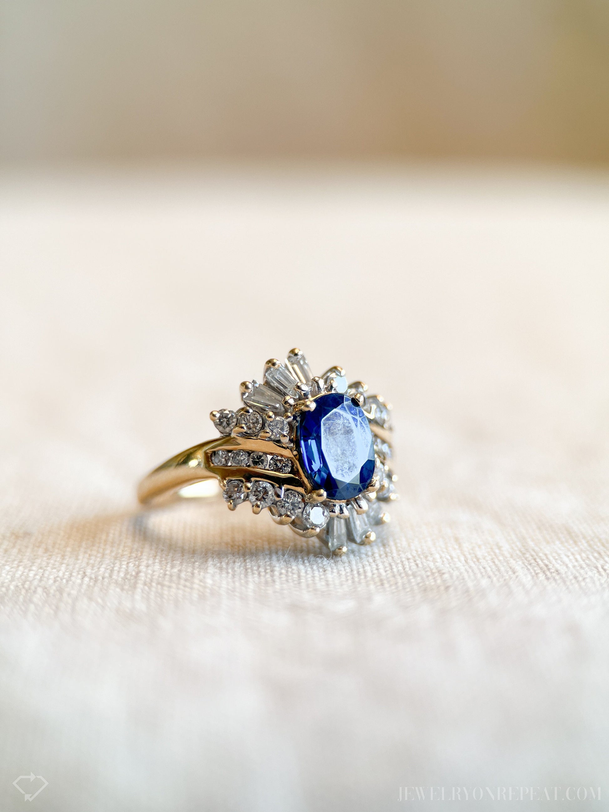 Vintage Blue Sapphire Gemstone Ring with Sunburst Diamond Halo in 14k Gold