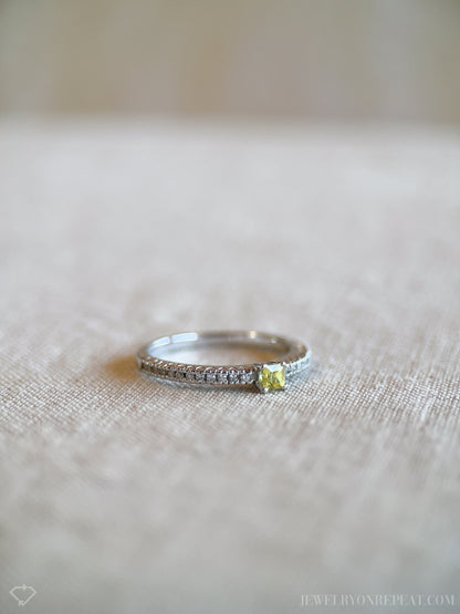 Vintage Yellow Sapphire Engagement Ring in 14k White Gold, Retro Jewelry from the 2000s - Timeless, Sustainable, @JewelryOnRepeat