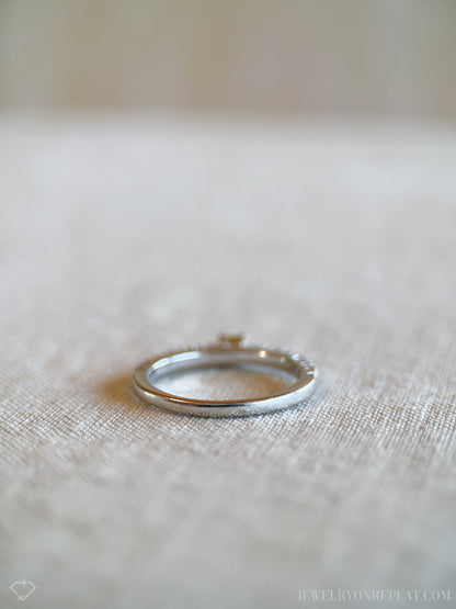 Vintage Yellow Sapphire Engagement Ring in 14k White Gold, Retro Jewelry from the 2000s - Timeless, Sustainable, @JewelryOnRepeat