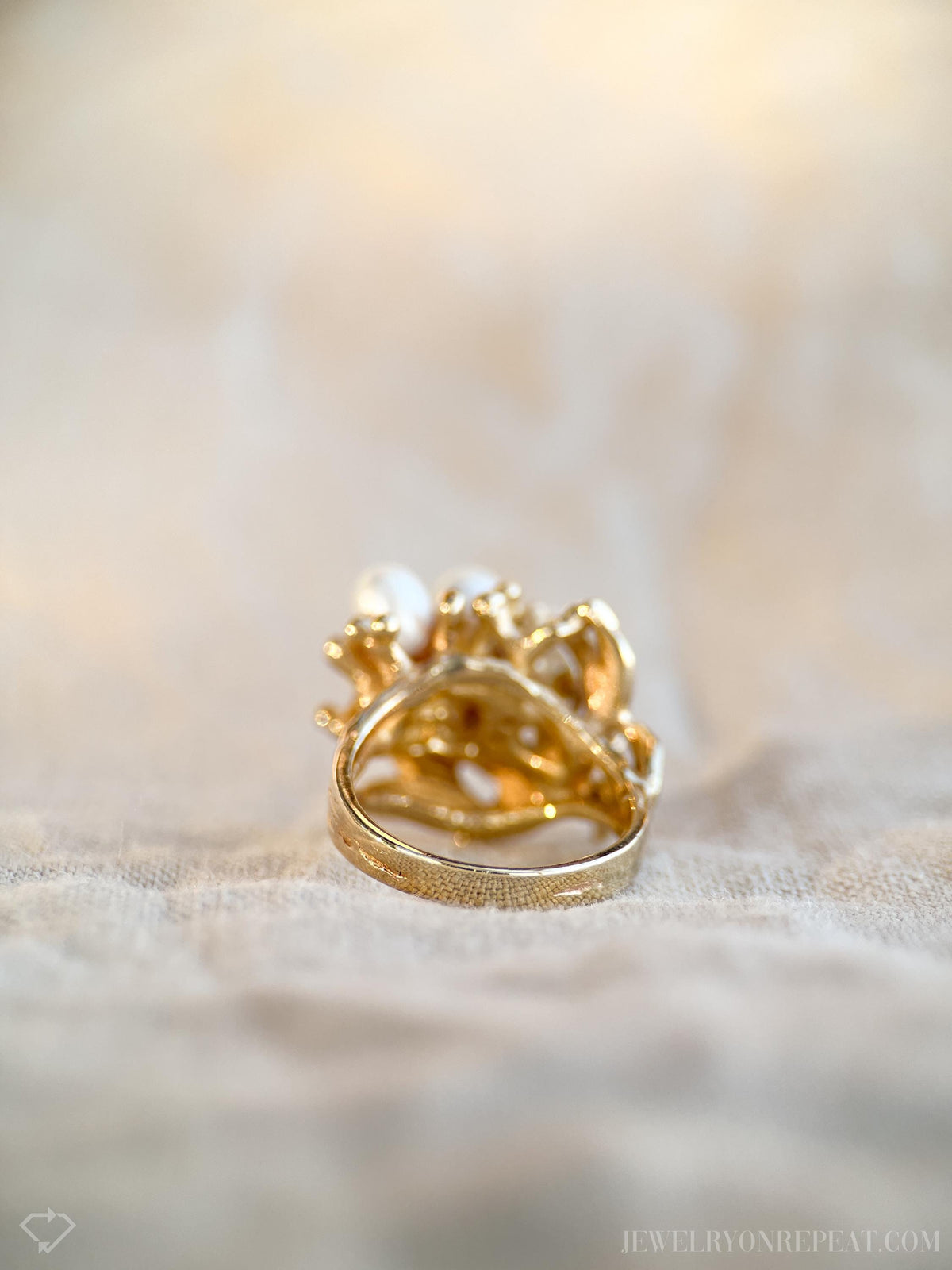 Vintage 1970s Pearl Floral Cluster Ring in 14k Gold