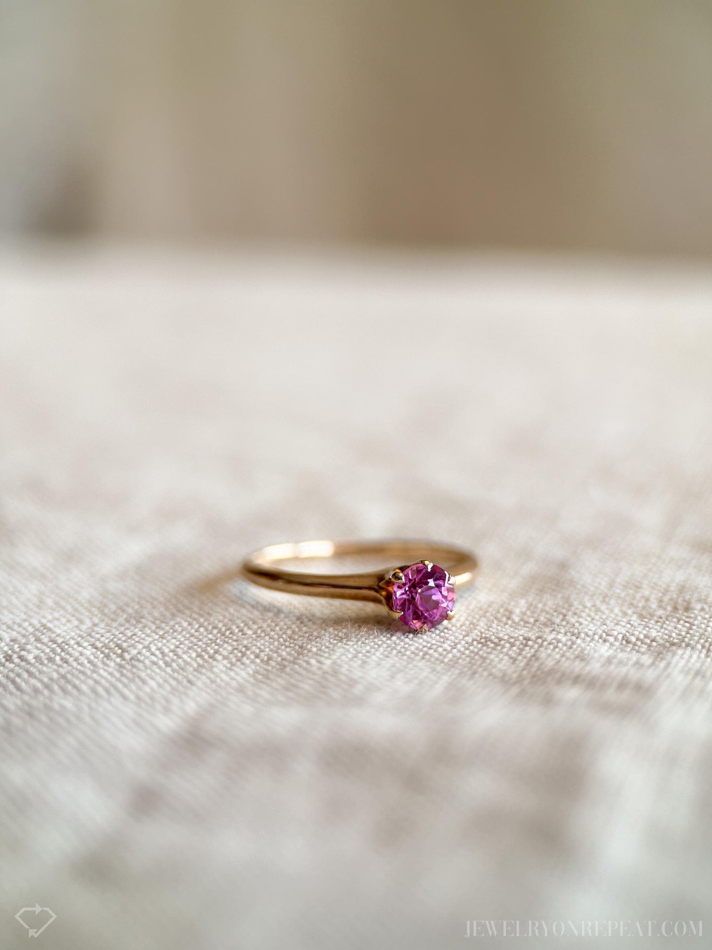 Vintage Pink Sapphire Solitaire Gemstone Ring in 14k Gold