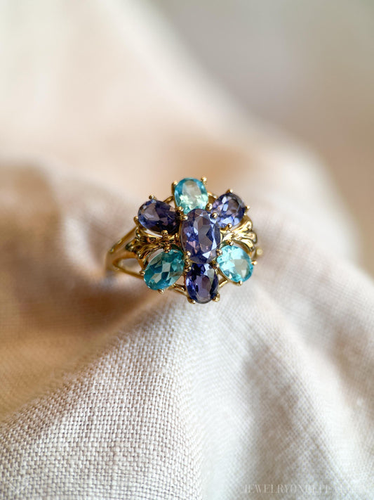 Vintage Amethyst and Apatite Gemstone Cluster Ring in 10k Gold