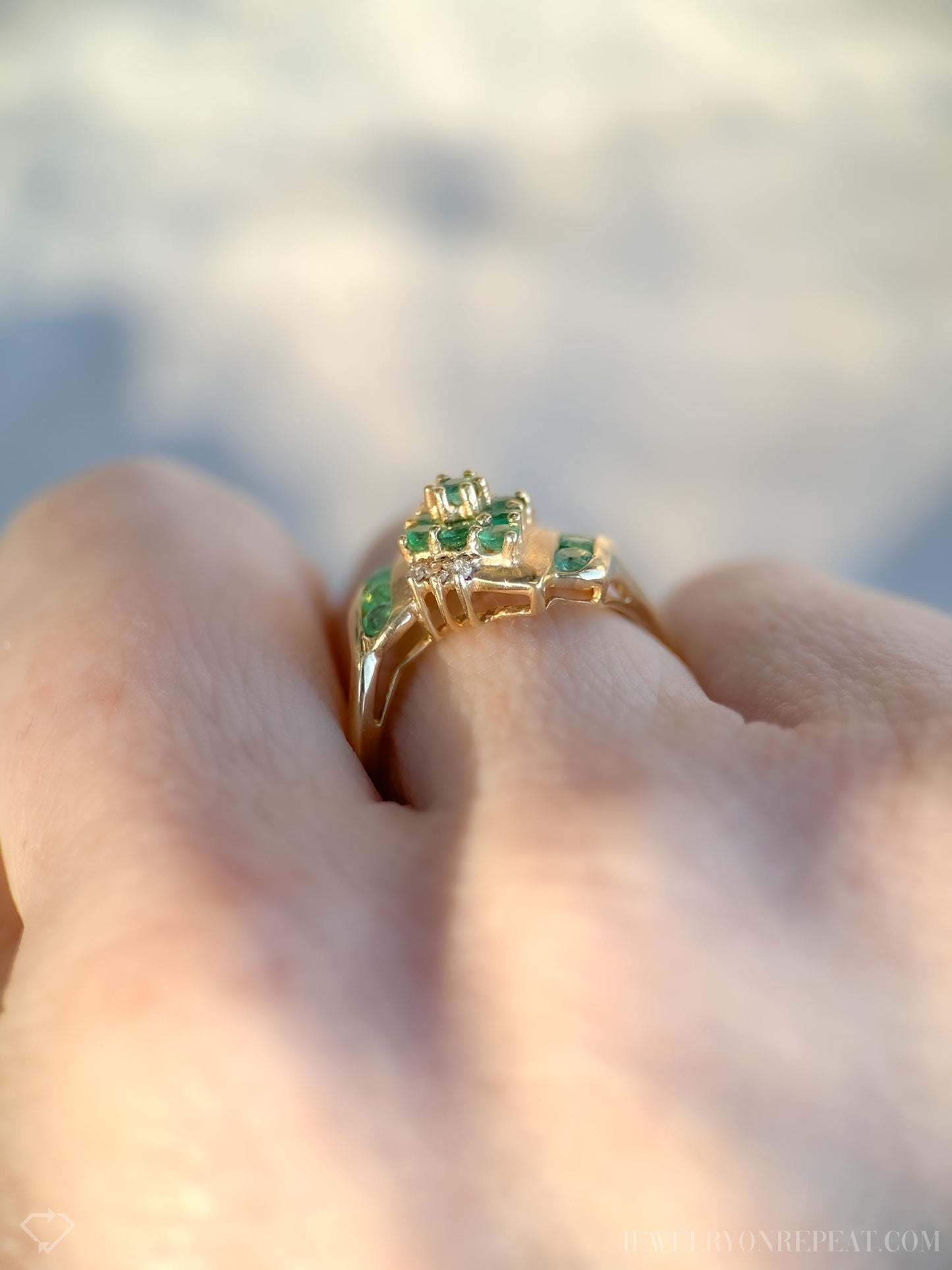 Vintage 1970s Green Garnet Gemstone Ring in 14k Gold