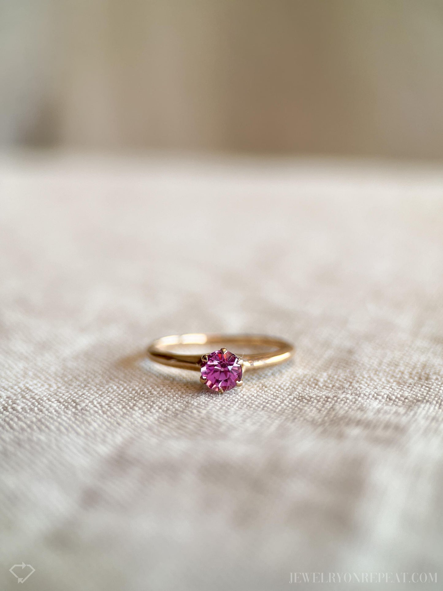 Vintage Pink Sapphire Solitaire Gemstone Ring in 14k Gold