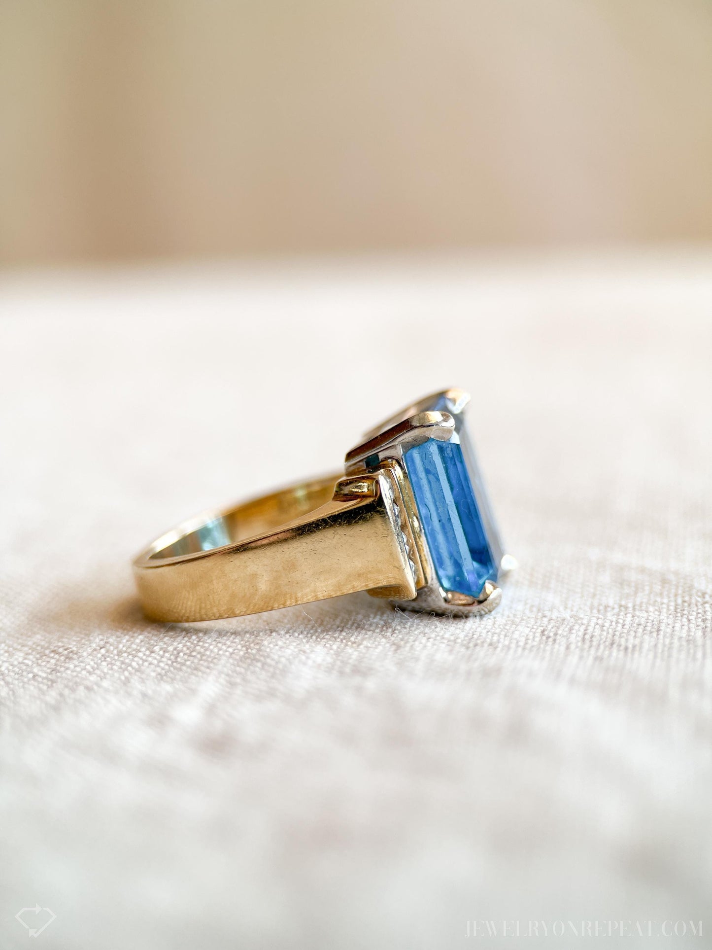 Vintage Blue Topaz Gemstone Ring in 14k Gold