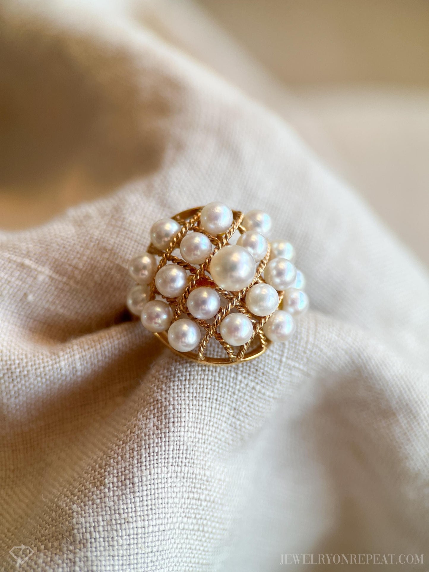 Vintage Cluster Akoya Pearl Ring in 18k Gold