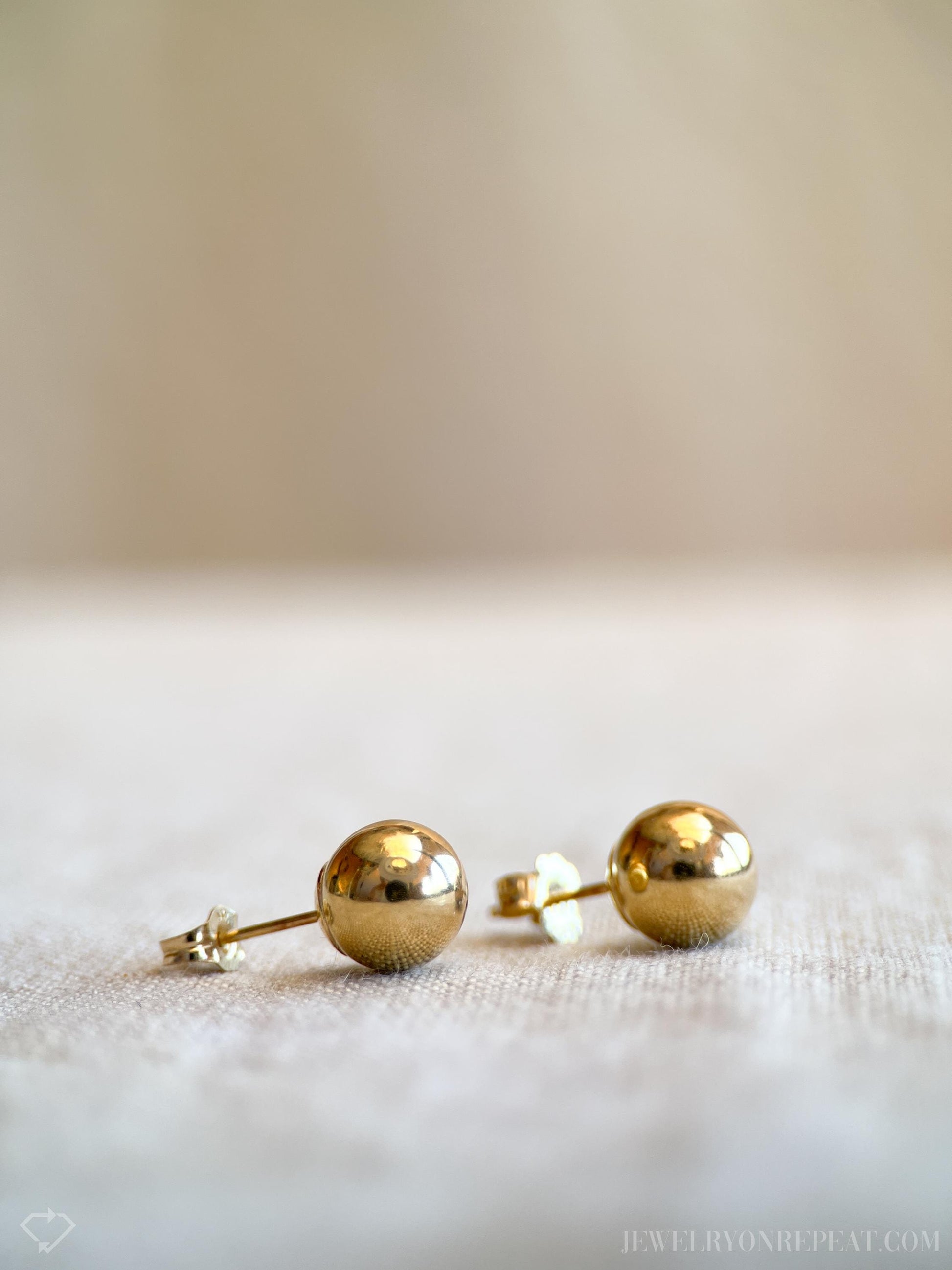 Vintage Gold Bead Stud Earrings in 14k Gold