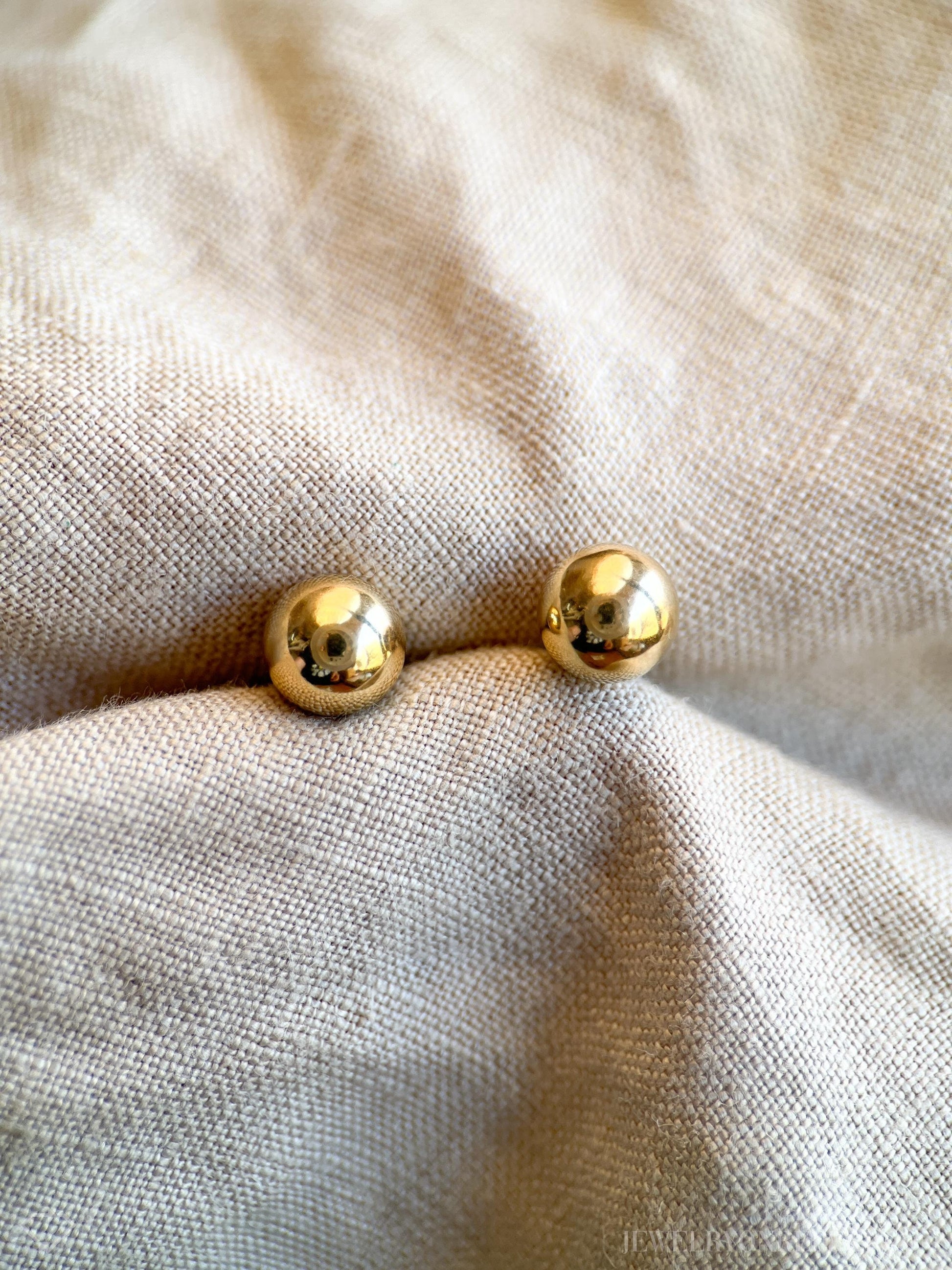 Vintage Gold Bead Stud Earrings in 14k Gold