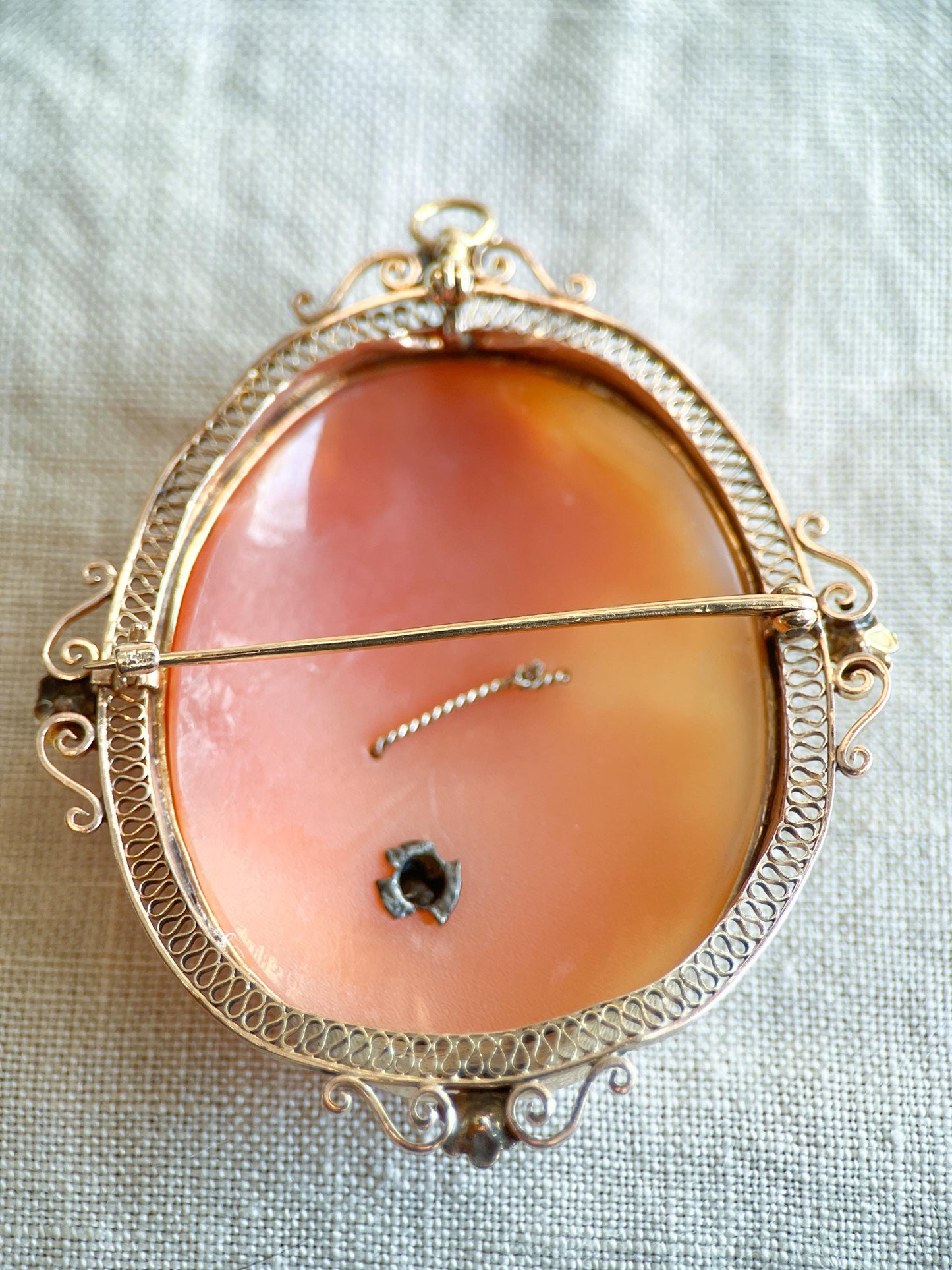 Vintage 1940s Cameo & Diamond Brooch in 14k Gold