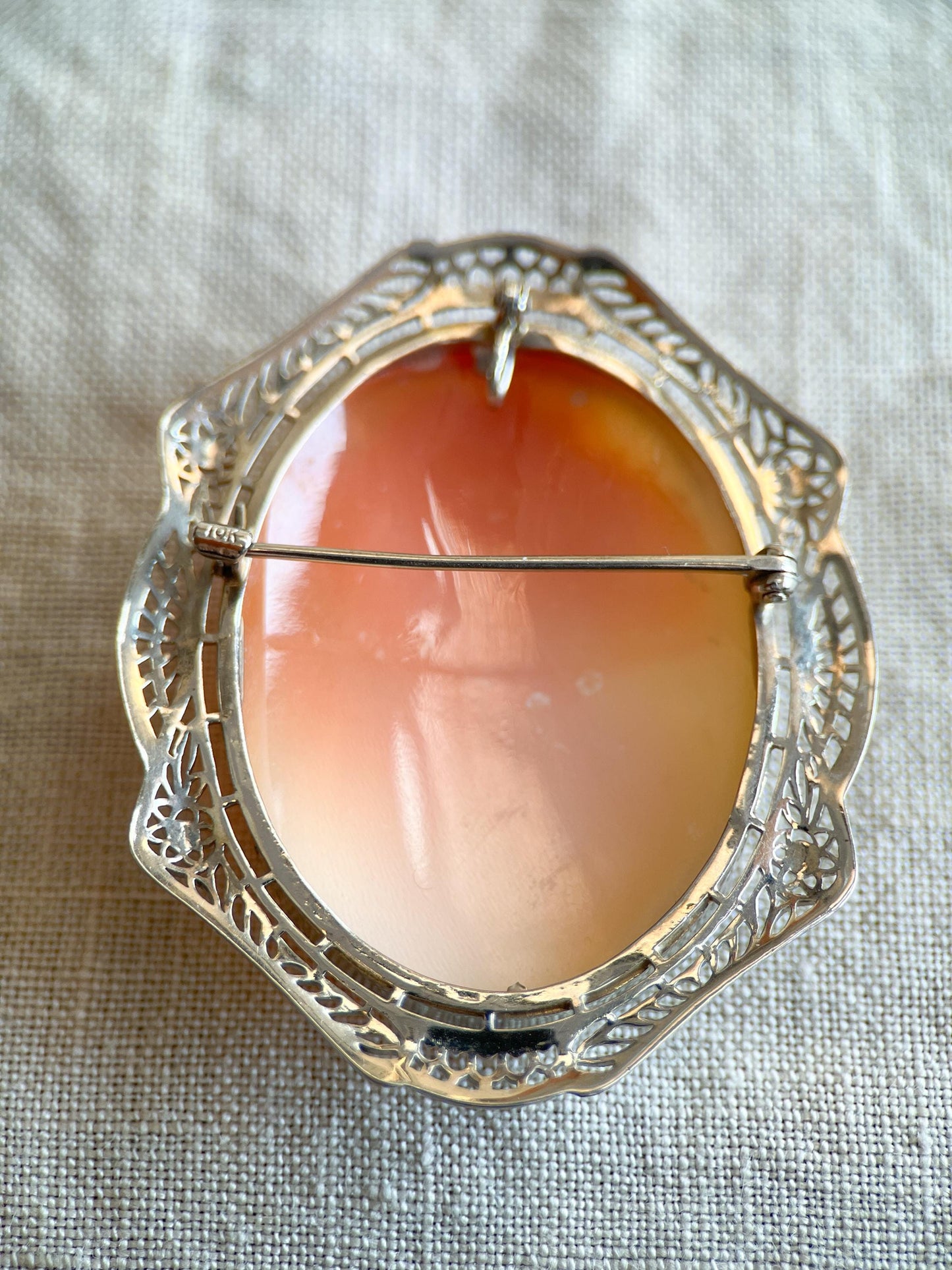 Vintage 1930s Cameo Brooch in 10k White Gold