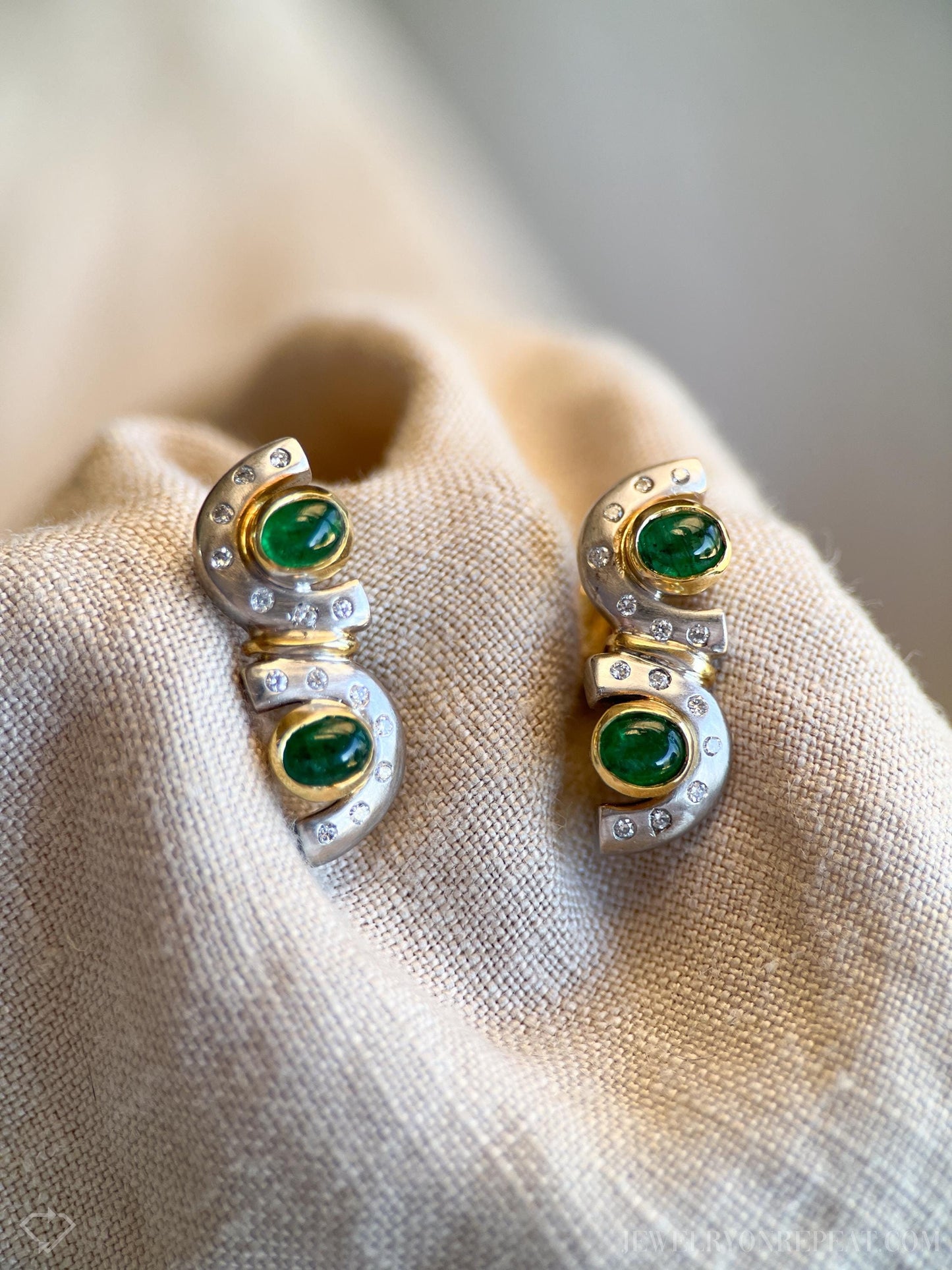 Vintage Emerald and Diamond Geometric Earrings in 18k Gold