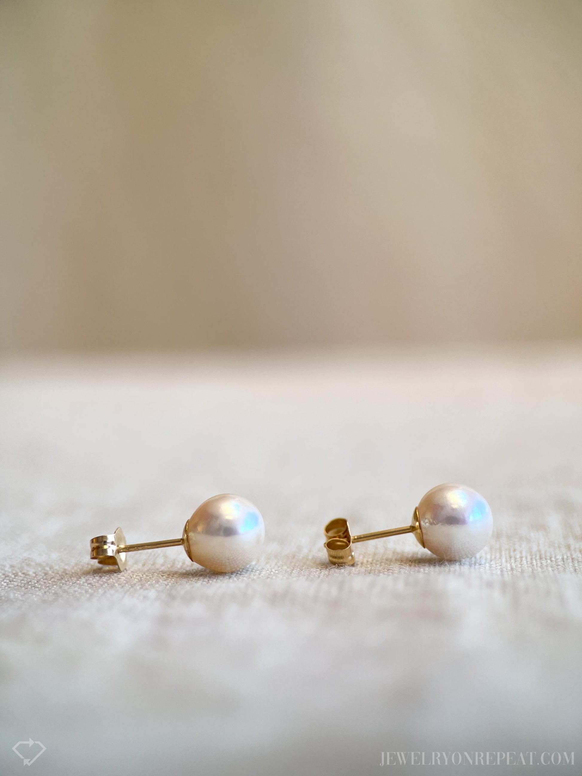 Vintage Pearl Stud Earrings in 14k Gold