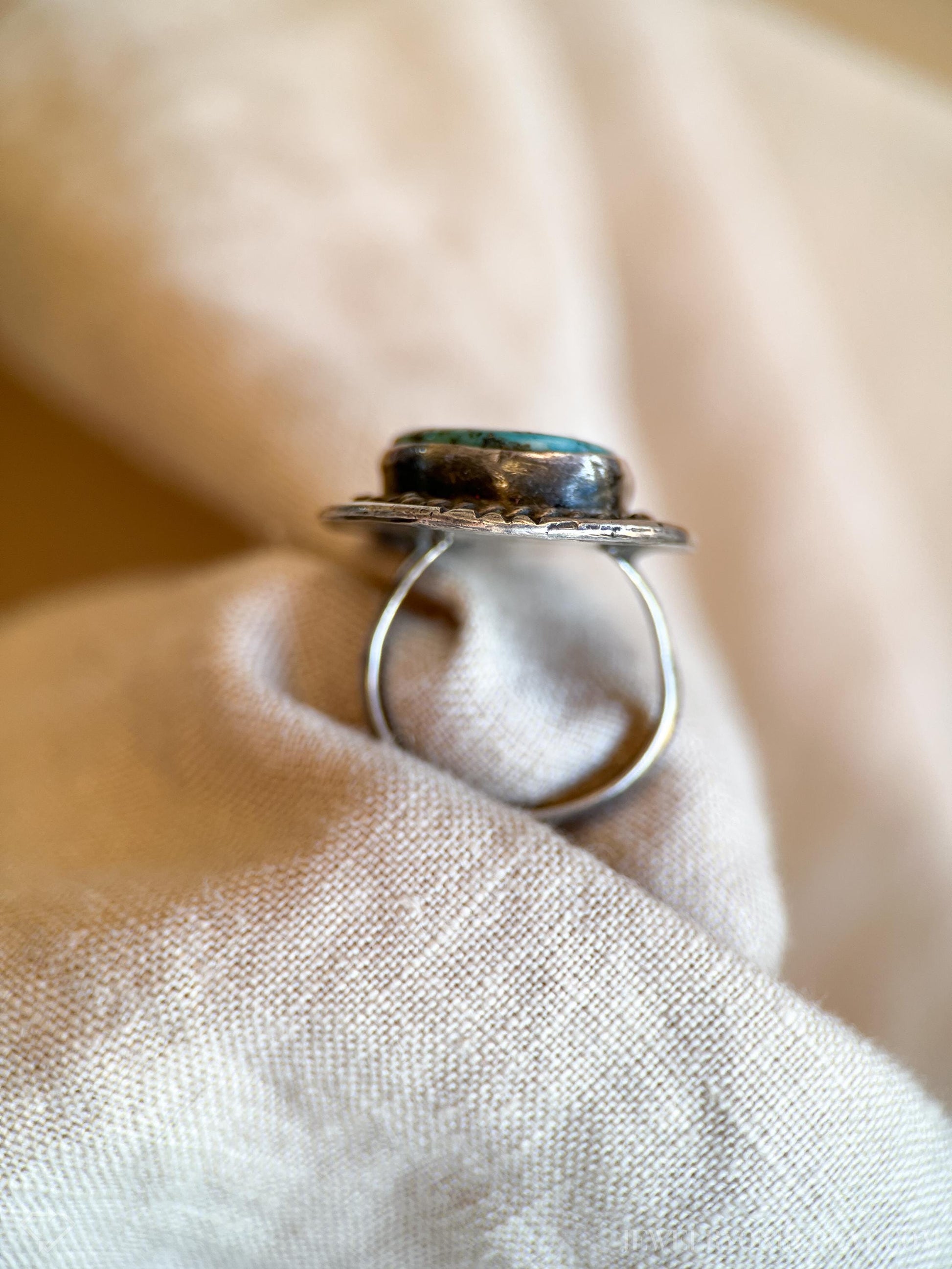 Vintage Turquoise Gemstone Ring in Sterling Silver