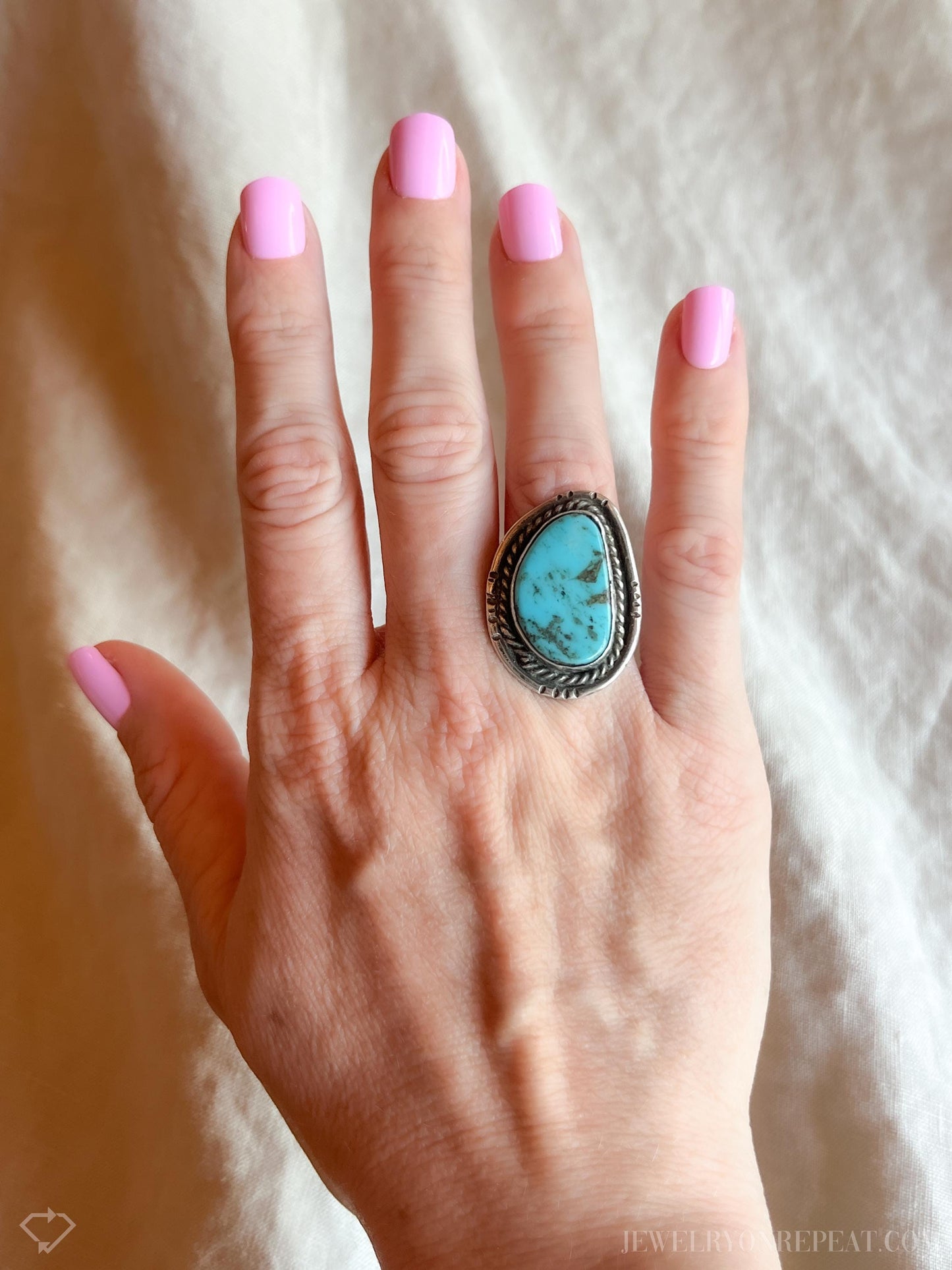 Vintage Turquoise Gemstone Ring in Sterling Silver