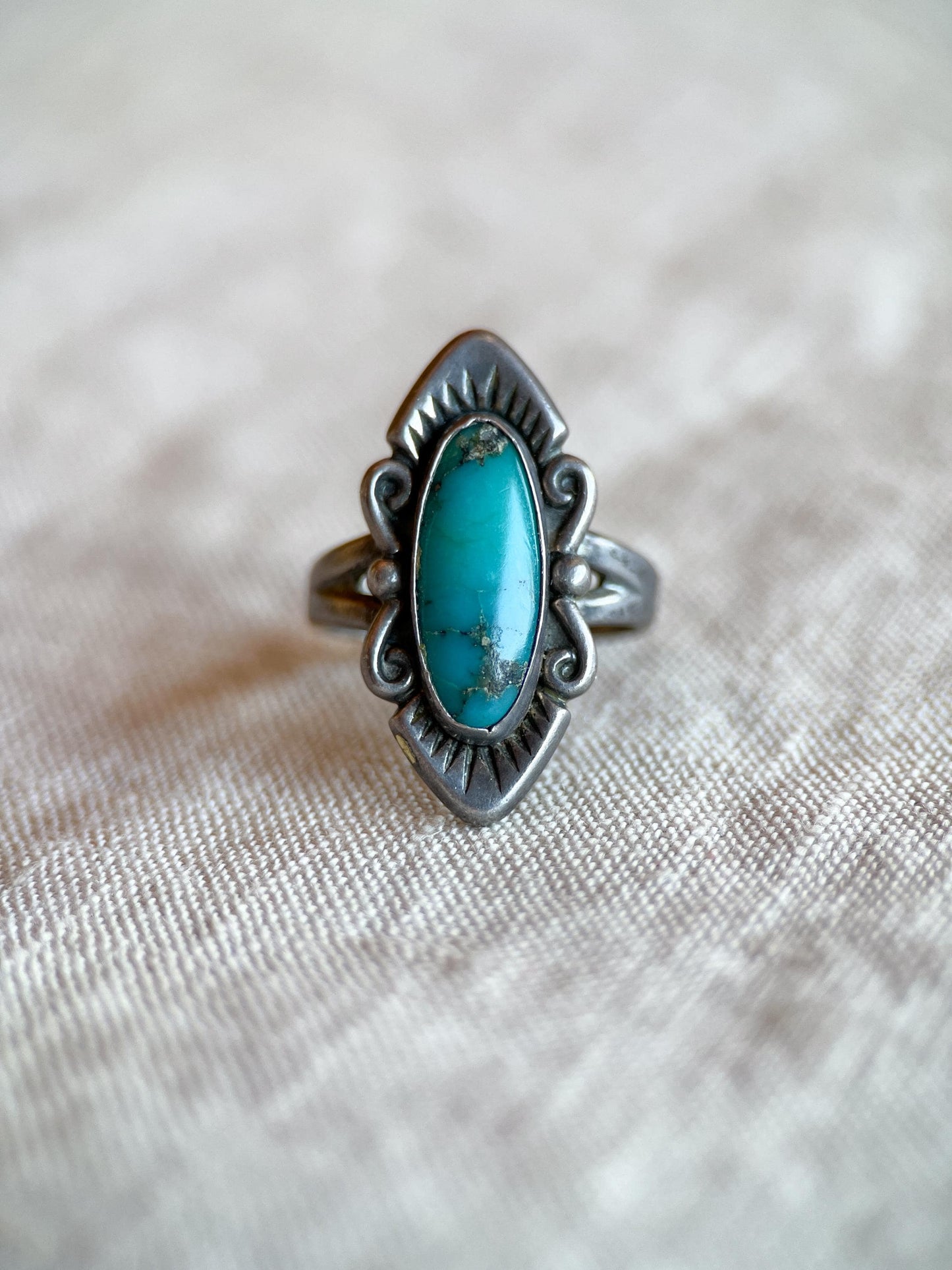 Vintage Turquoise Gemstone Ring in Sterling Silver