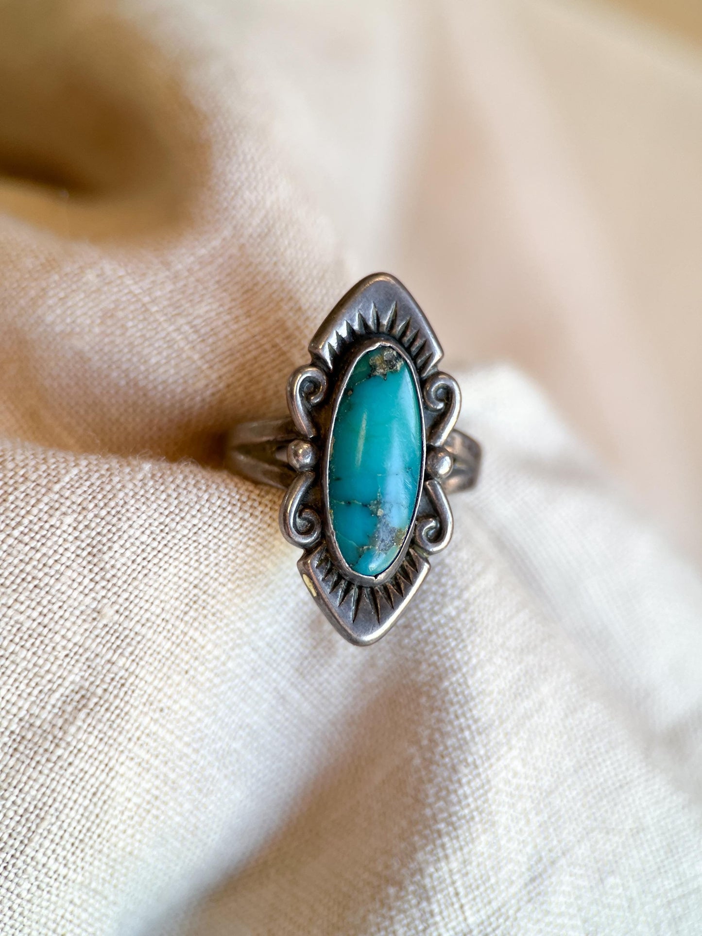 Vintage Turquoise Gemstone Ring in Sterling Silver