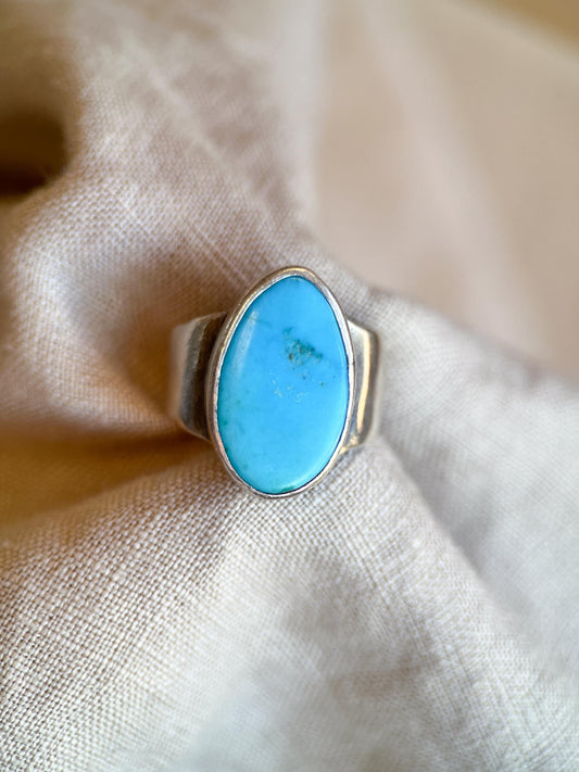 Vintage Turquoise Gemstone Ring in Sterling Silver