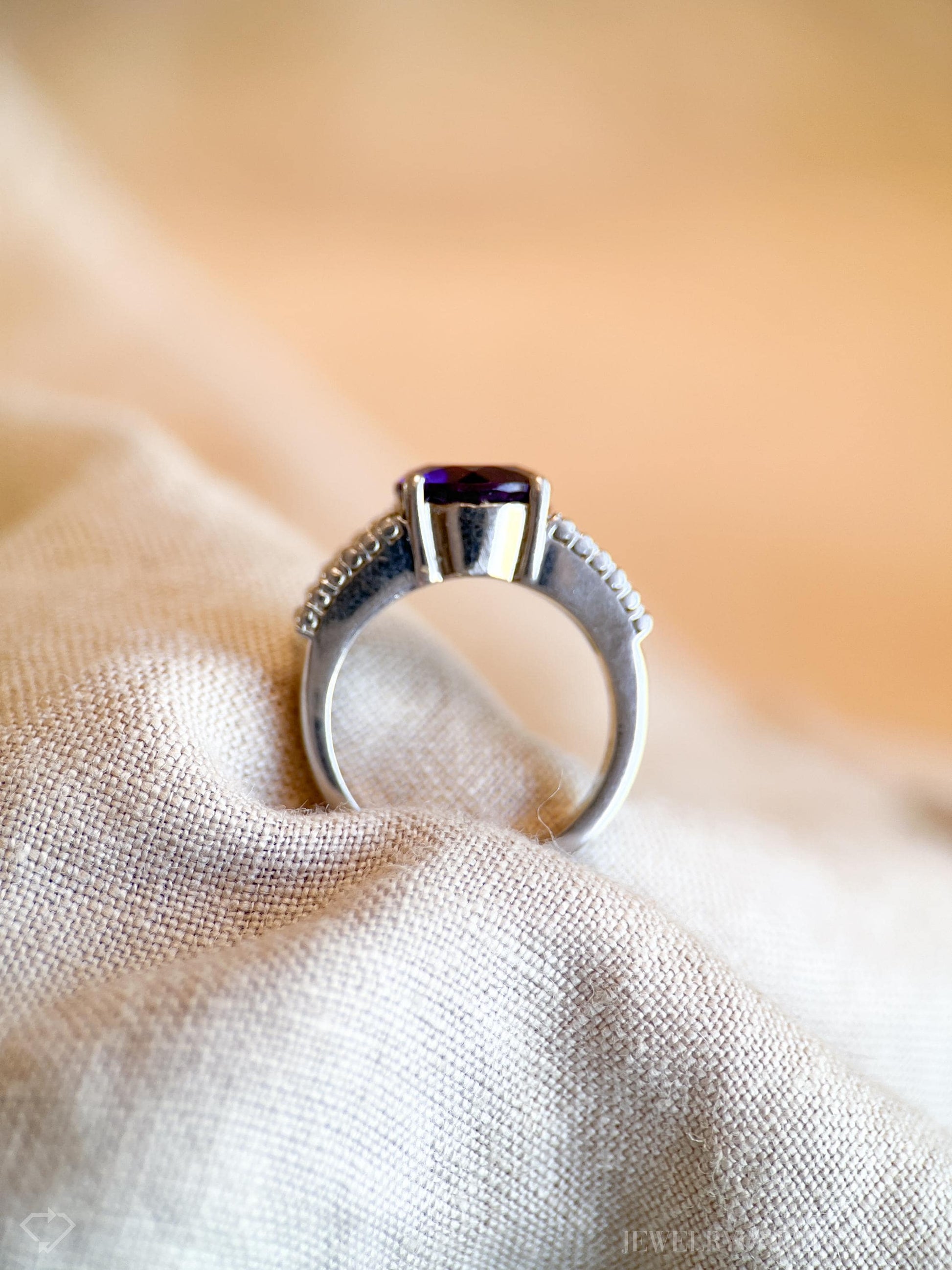 Vintage Amethyst Gemstone Ring in Sterling Silver