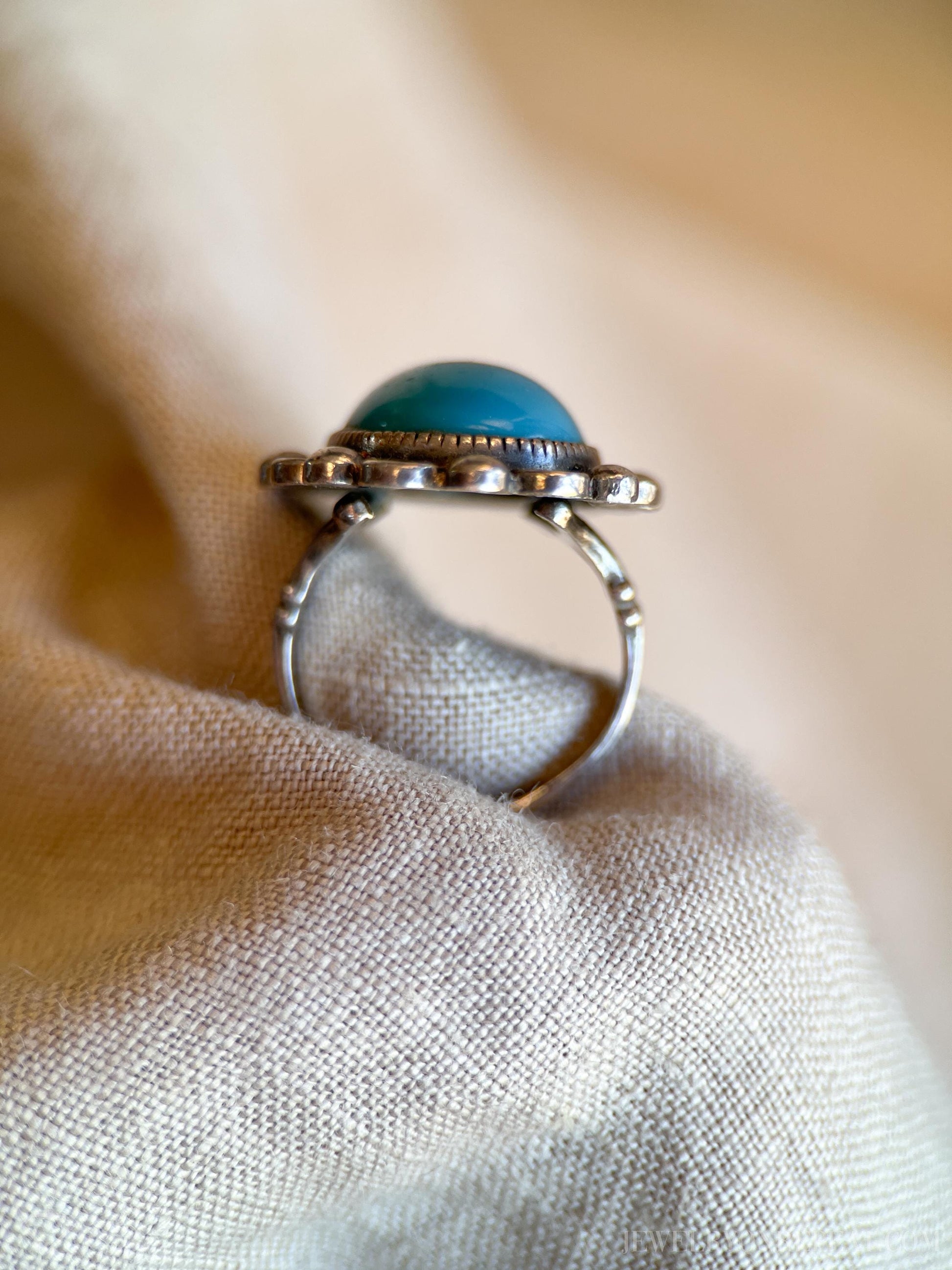 Vintage Turquoise Gemstone Ring in Sterling Silver