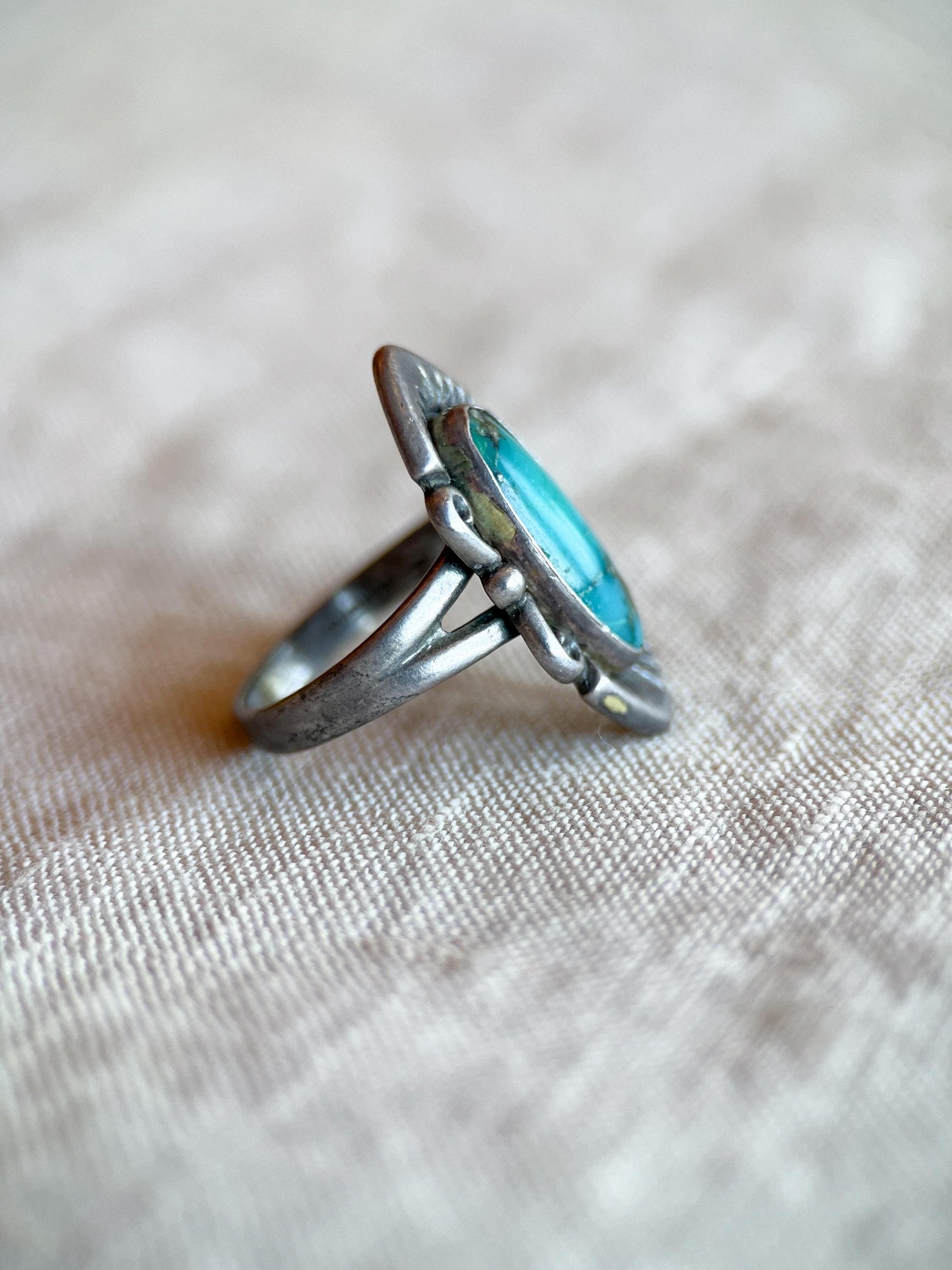 Vintage Turquoise Gemstone Ring in Sterling Silver