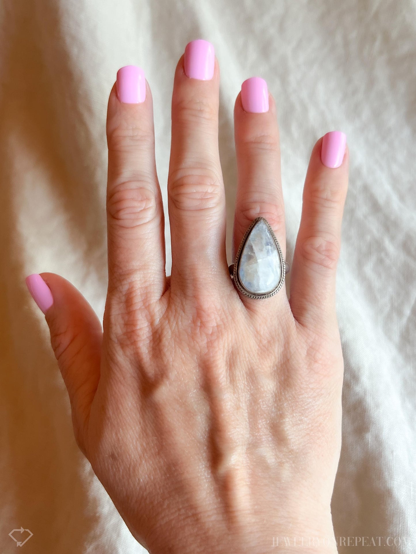 Vintage Moonstone Gemstone Ring in Sterling Silver