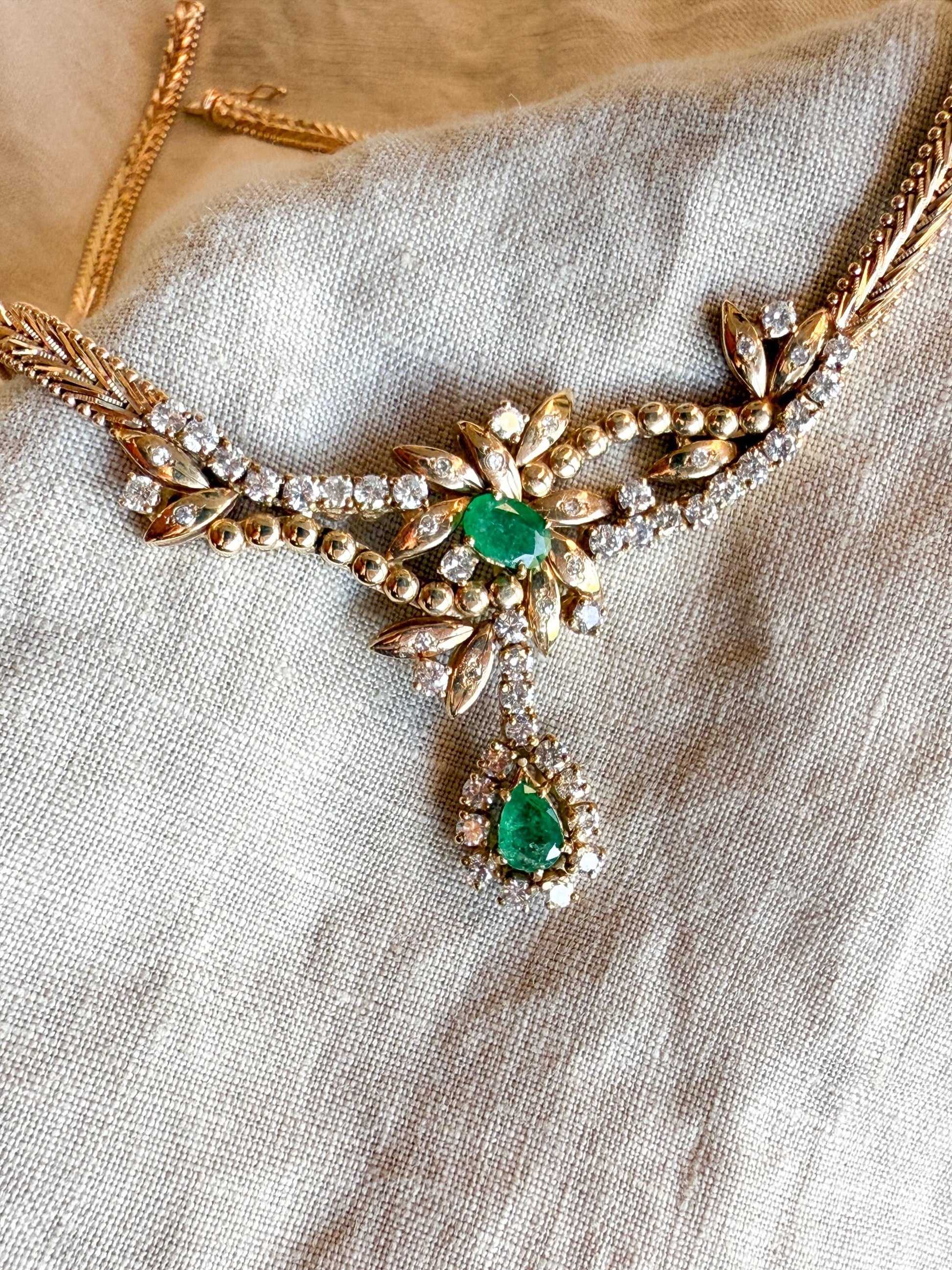 Vintage Emerald and Diamond Necklace in 14k Gold