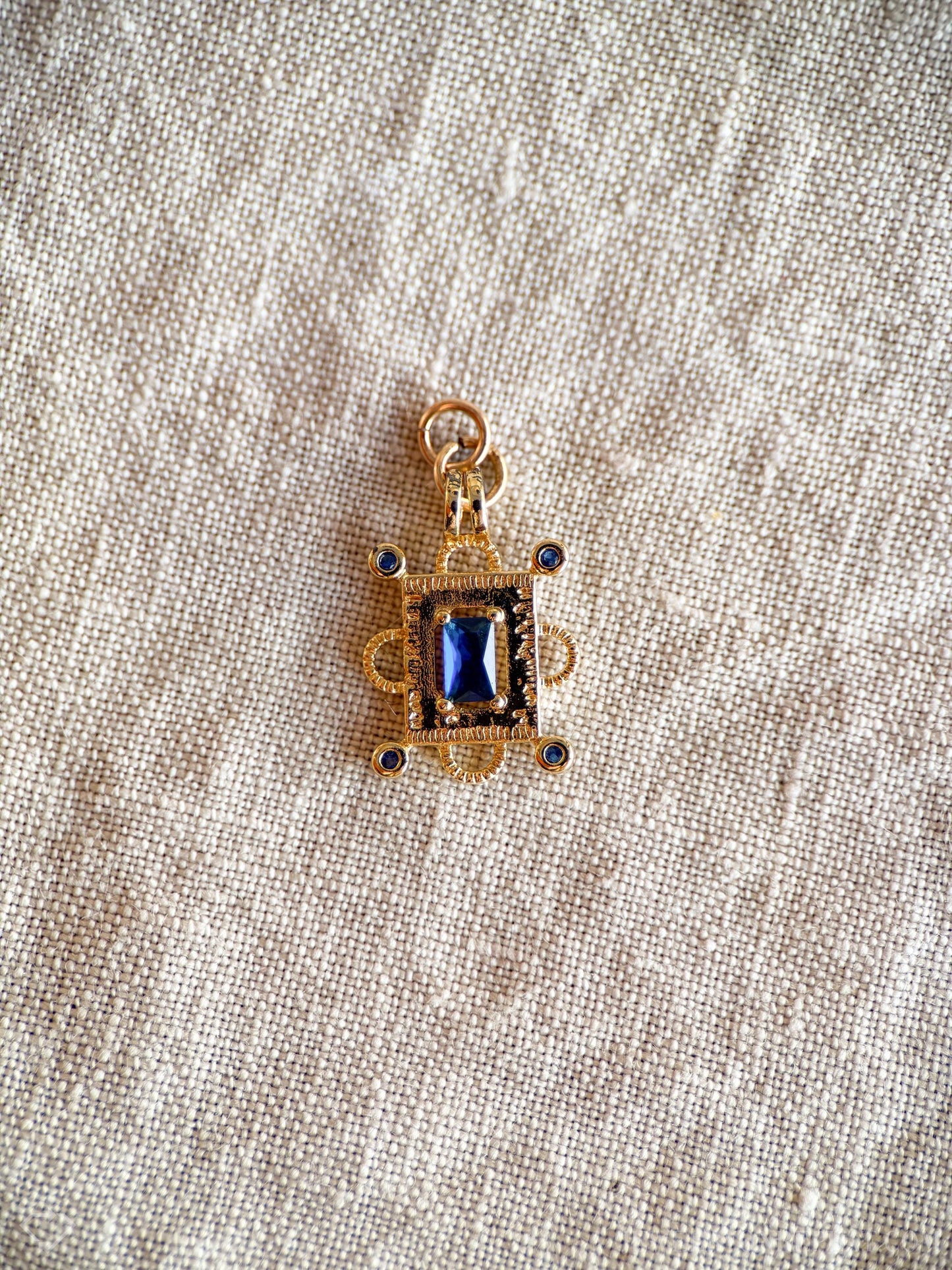 Vintage Gemstone Pendant in 14k Gold